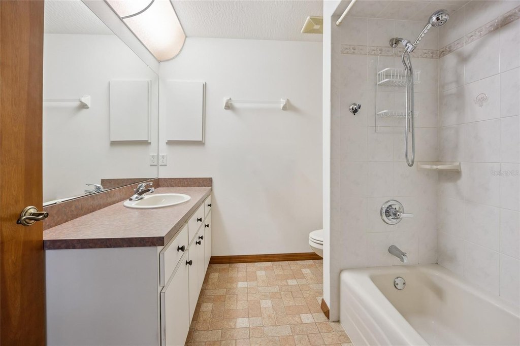 DUNNELLON, Florida, 34431, United States, 3 Bedrooms Bedrooms, ,2 BathroomsBathrooms,Residential,Forsale,1905411