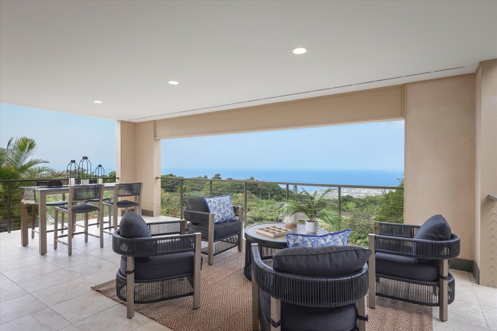 Holualoa, Hawaii, 96725, United States, 7 Bedrooms Bedrooms, ,6 BathroomsBathrooms,Residential,Forsale,1886659