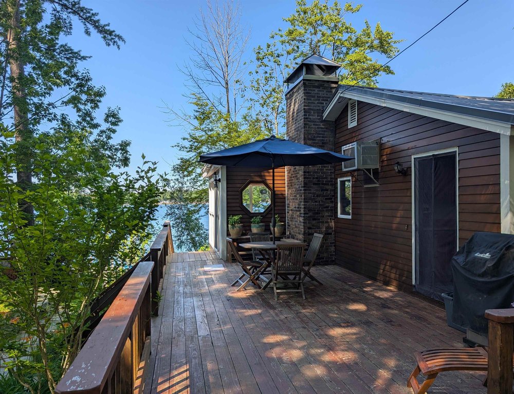 Gilford, New Hampshire, 03249, United States, 5 Bedrooms Bedrooms, ,2 BathroomsBathrooms,Residential,Forsale,1909963