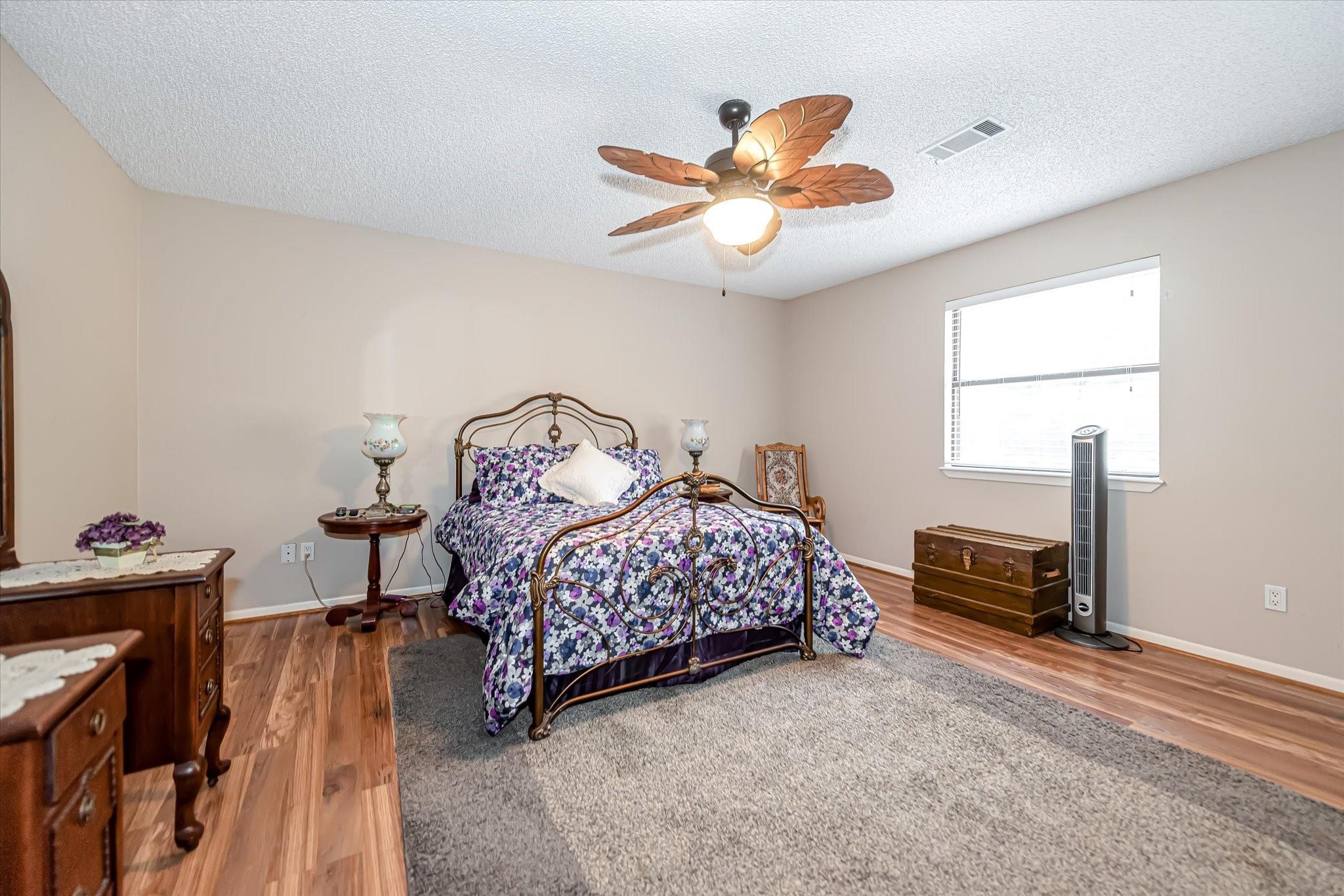 Conroe, Texas, 77304, United States, 4 Bedrooms Bedrooms, ,3 BathroomsBathrooms,Residential,Forsale,1953069