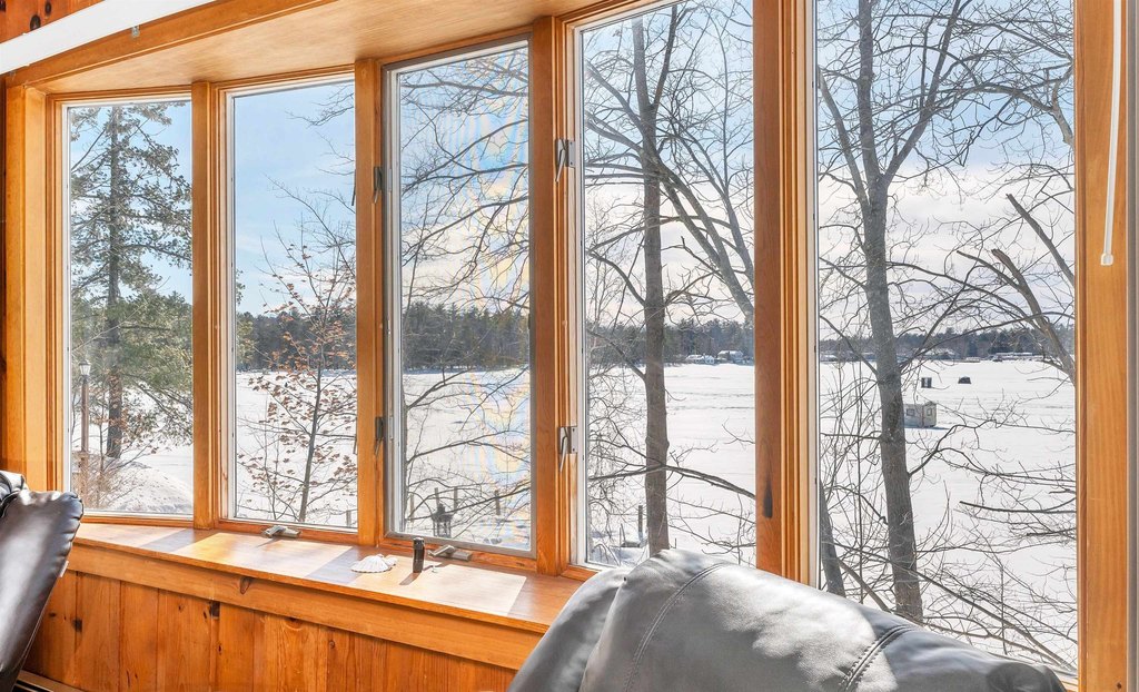 Gilford, New Hampshire, 03249, United States, 5 Bedrooms Bedrooms, ,2 BathroomsBathrooms,Residential,Forsale,1909963