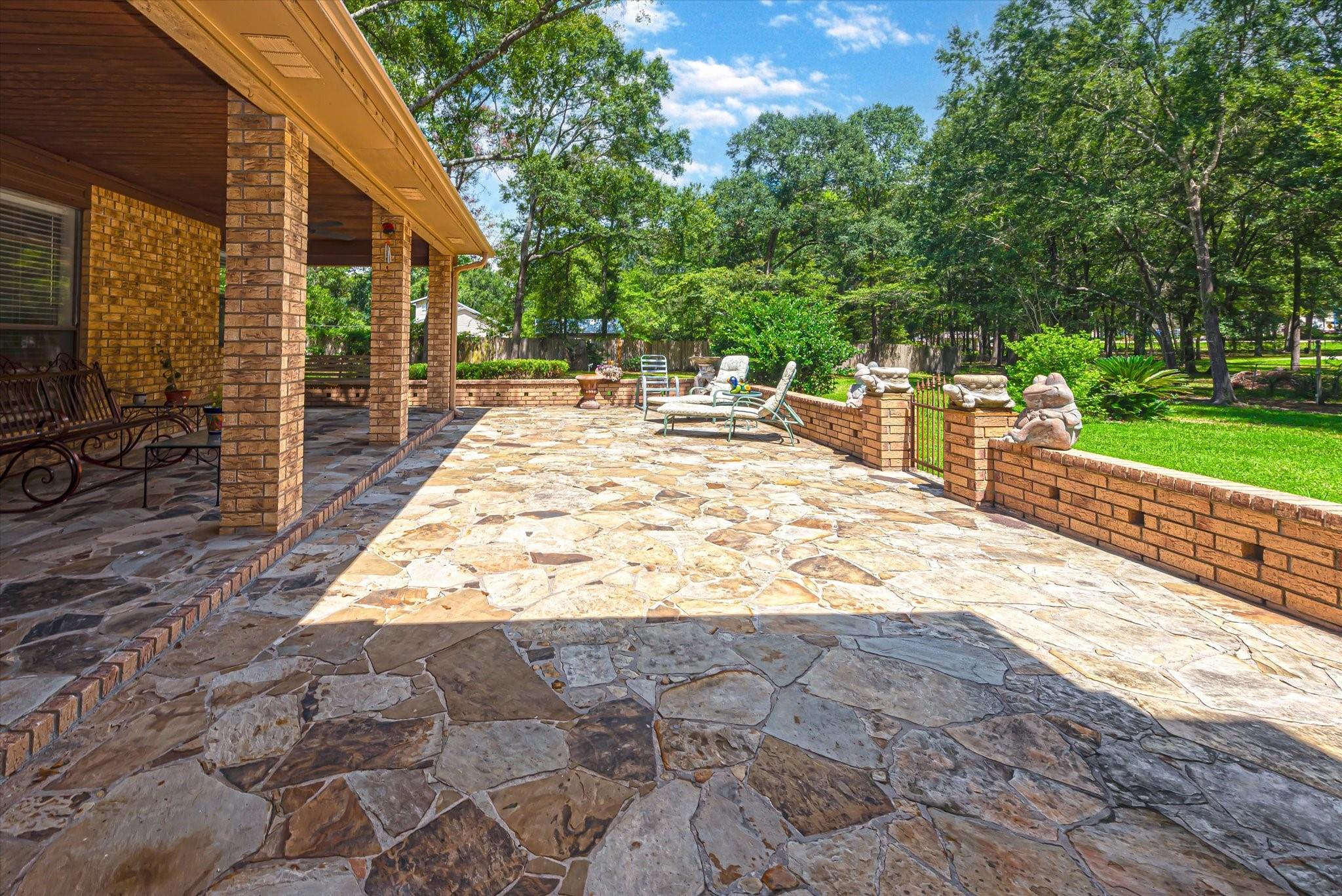 Conroe, Texas, 77304, United States, 4 Bedrooms Bedrooms, ,3 BathroomsBathrooms,Residential,Forsale,1953069