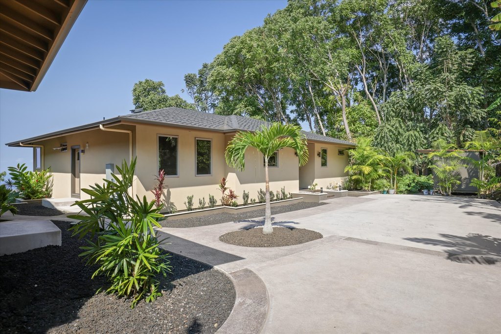 Holualoa, Hawaii, 96725, United States, 7 Bedrooms Bedrooms, ,6 BathroomsBathrooms,Residential,Forsale,1886659