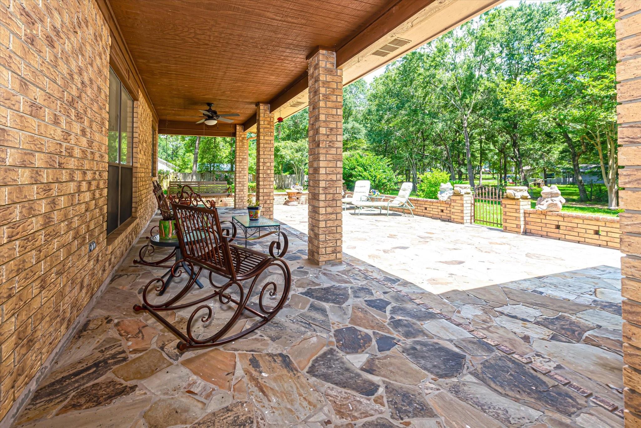 Conroe, Texas, 77304, United States, 4 Bedrooms Bedrooms, ,3 BathroomsBathrooms,Residential,Forsale,1953069