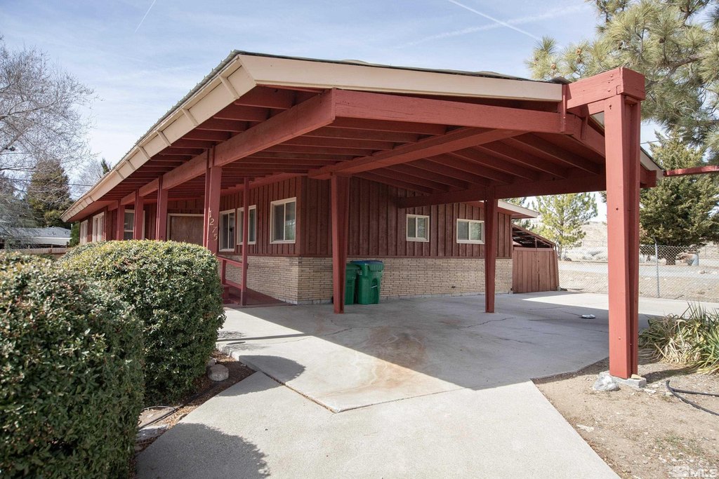 Reno, Nevada, 89503, United States, 4 Bedrooms Bedrooms, ,2.5 BathroomsBathrooms,Residential,Forsale,1910283