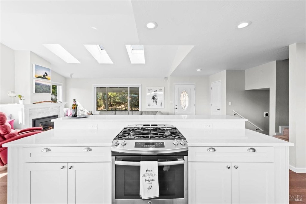 Napa, California, 94558, United States, 4 Bedrooms Bedrooms, ,2.5 BathroomsBathrooms,Residential,Forsale,1953125
