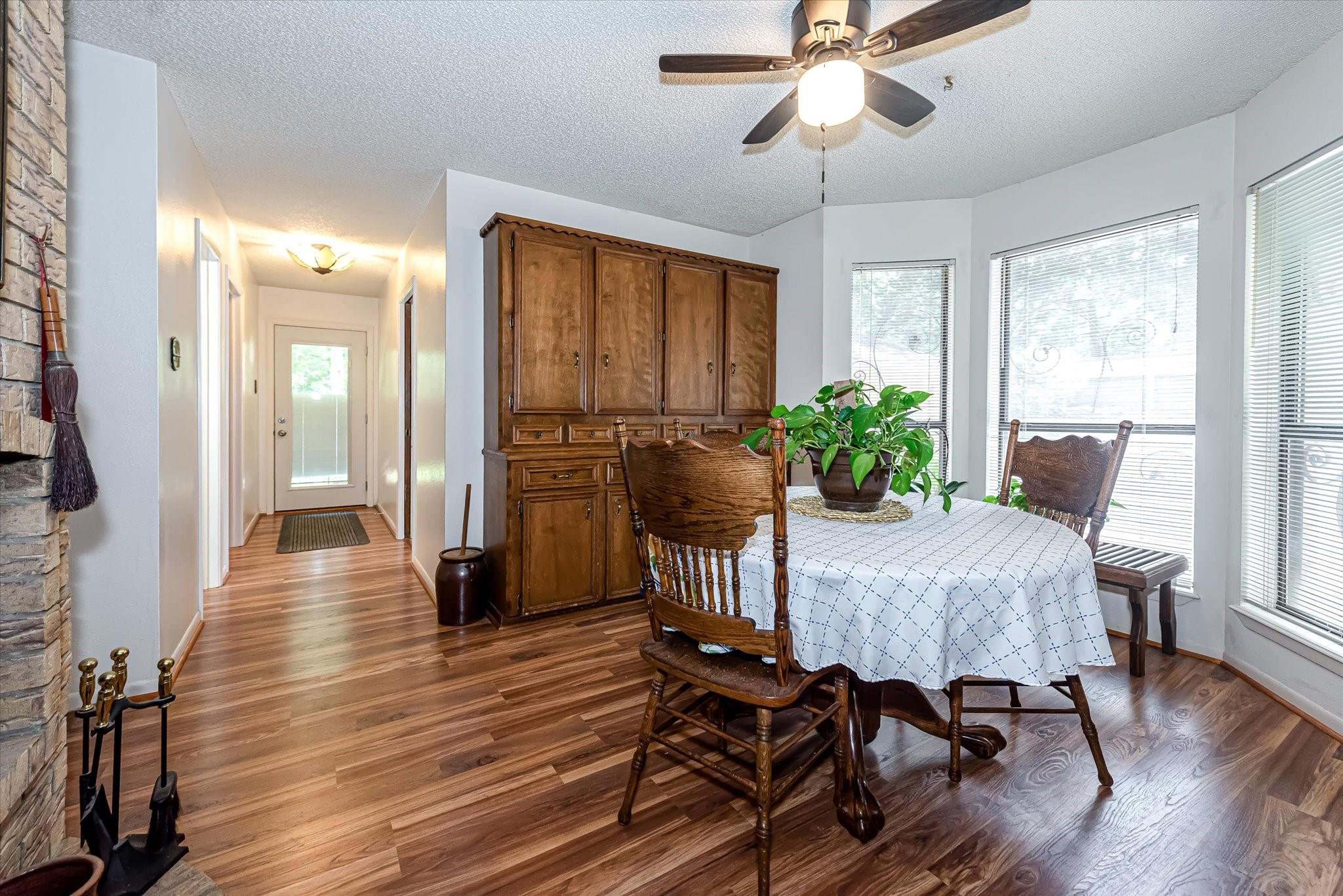 Conroe, Texas, 77304, United States, 4 Bedrooms Bedrooms, ,3 BathroomsBathrooms,Residential,Forsale,1953069