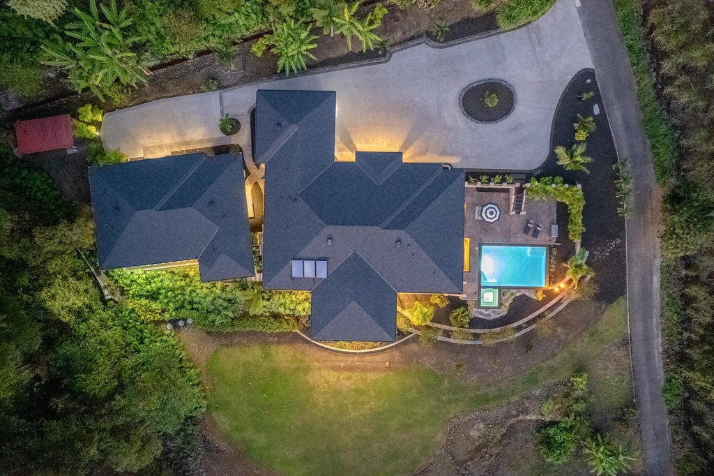Holualoa, Hawaii, 96725, United States, 7 Bedrooms Bedrooms, ,6 BathroomsBathrooms,Residential,Forsale,1886659