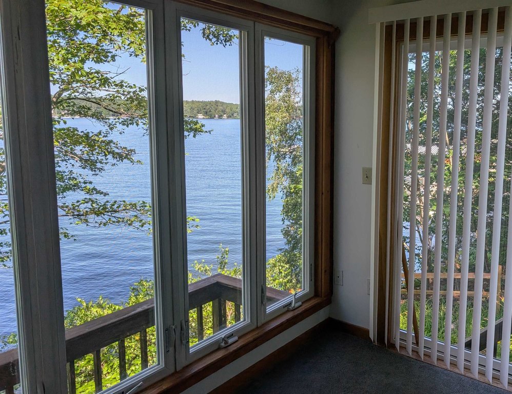 Gilford, New Hampshire, 03249, United States, 5 Bedrooms Bedrooms, ,2 BathroomsBathrooms,Residential,Forsale,1909963