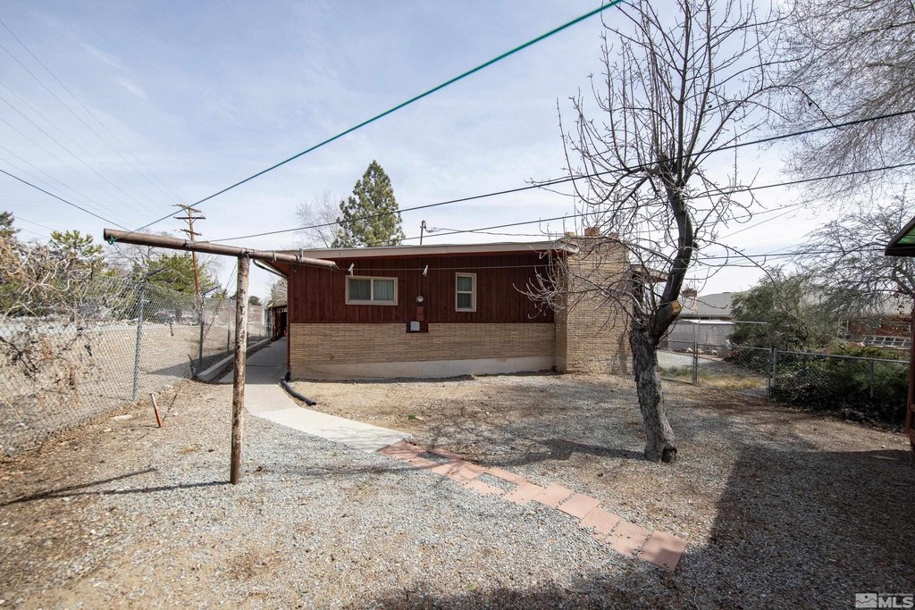 Reno, Nevada, 89503, United States, 4 Bedrooms Bedrooms, ,2.5 BathroomsBathrooms,Residential,Forsale,1910283