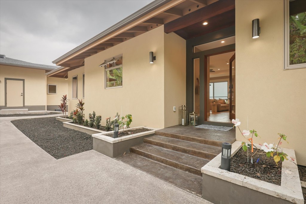 Holualoa, Hawaii, 96725, United States, 7 Bedrooms Bedrooms, ,6 BathroomsBathrooms,Residential,Forsale,1886659