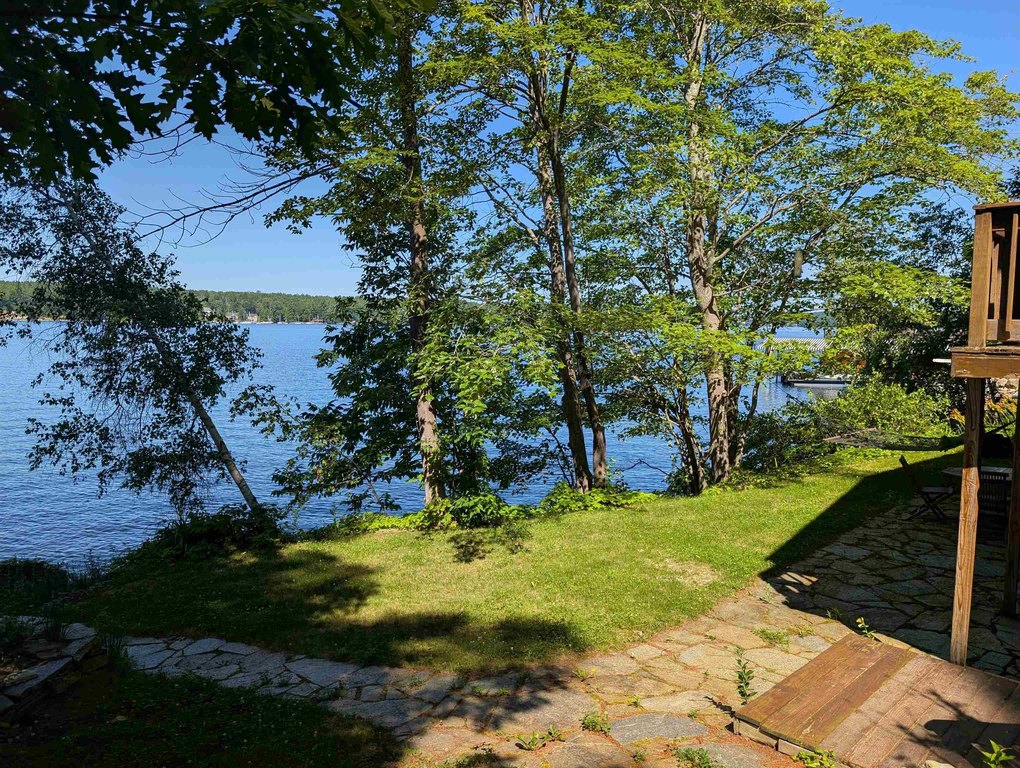Gilford, New Hampshire, 03249, United States, 5 Bedrooms Bedrooms, ,2 BathroomsBathrooms,Residential,Forsale,1909963
