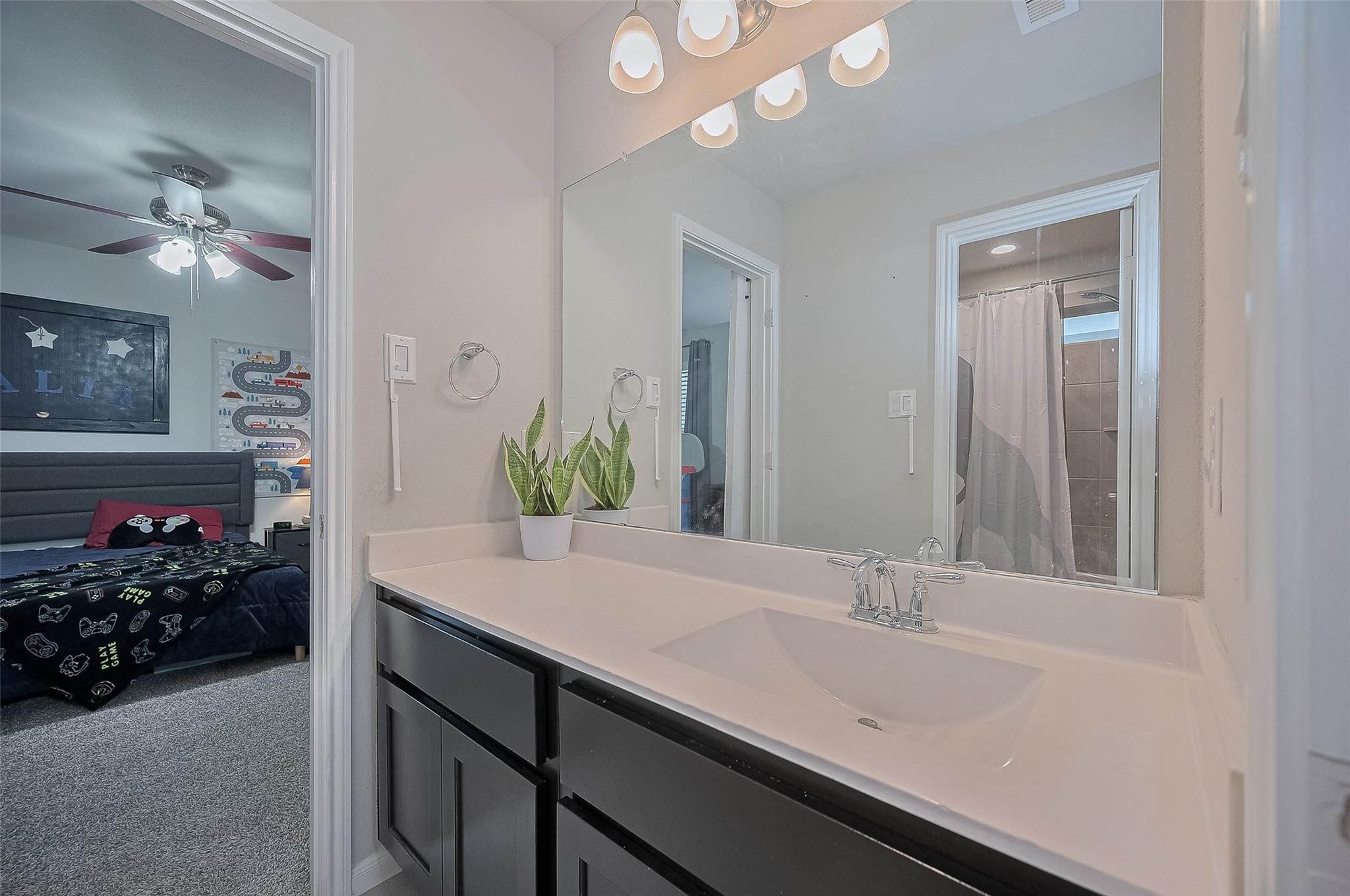 Richmond, Texas, 77407, United States, 4 Bedrooms Bedrooms, ,3 BathroomsBathrooms,Residential,Forsale,1889175