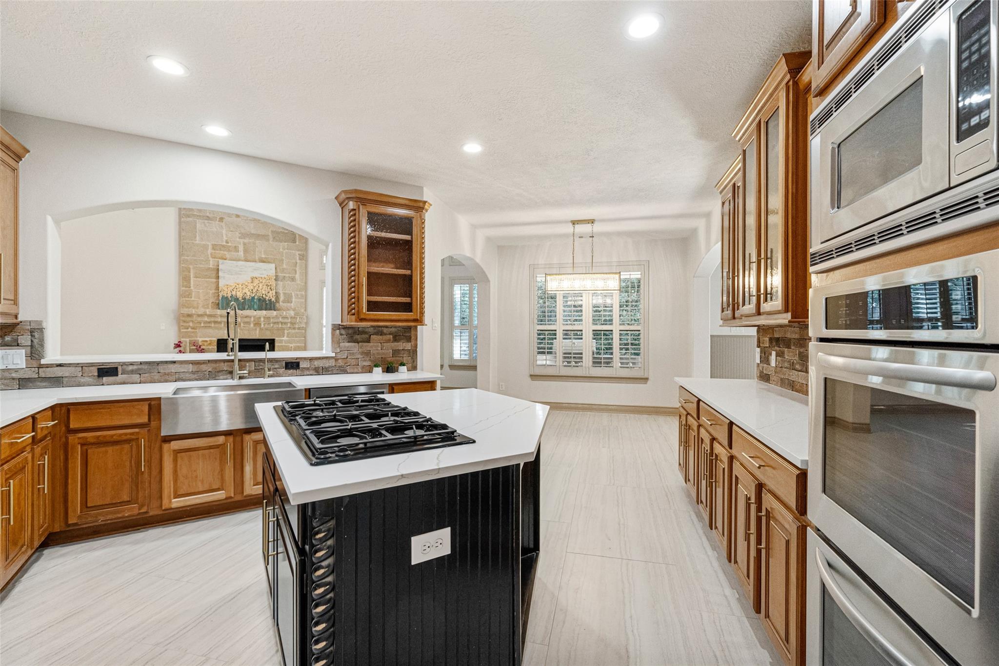 Conroe, Texas, 77304, United States, 5 Bedrooms Bedrooms, ,4 BathroomsBathrooms,Residential,Forsale,1953074