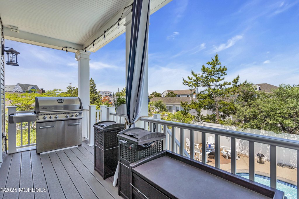 Mantoloking, New Jersey, 08738, United States, 5 Bedrooms Bedrooms, ,4.5 BathroomsBathrooms,Residential,Forsale,1900453