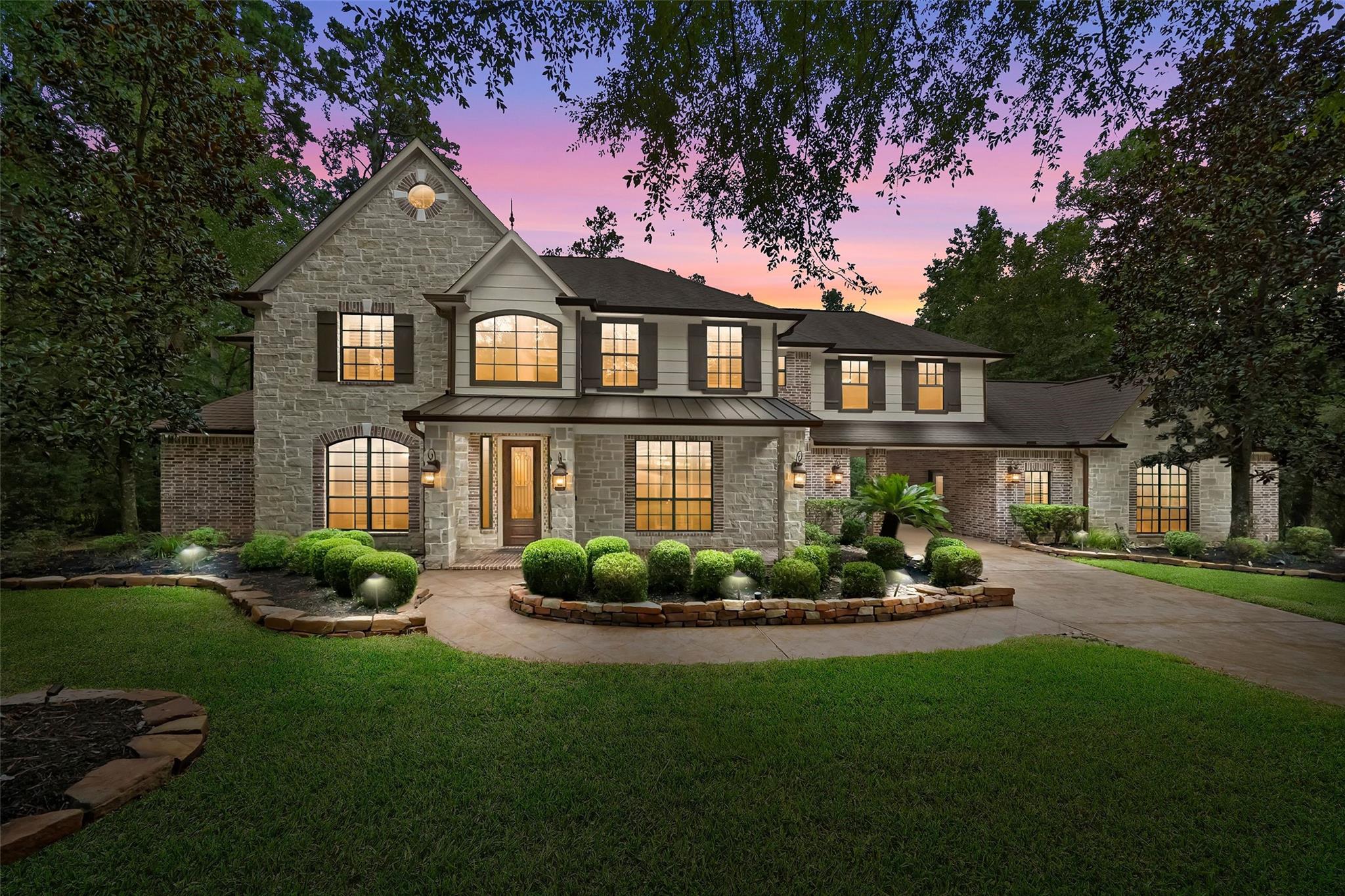 Conroe, Texas, 77304, United States, 5 Bedrooms Bedrooms, ,4 BathroomsBathrooms,Residential,Forsale,1953074