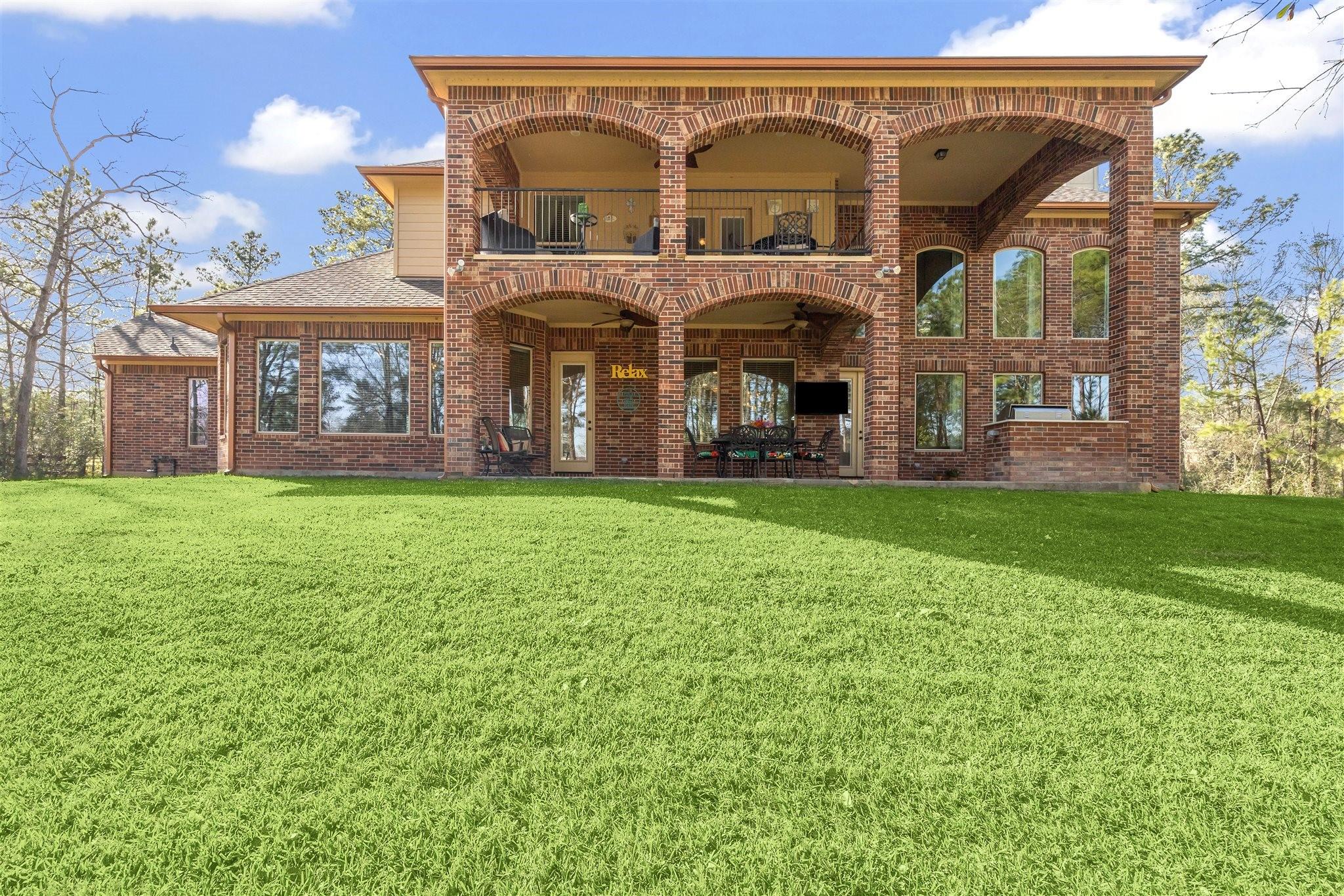 Montgomery, Texas, 77316, United States, 5 Bedrooms Bedrooms, ,4 BathroomsBathrooms,Residential,Forsale,1953089