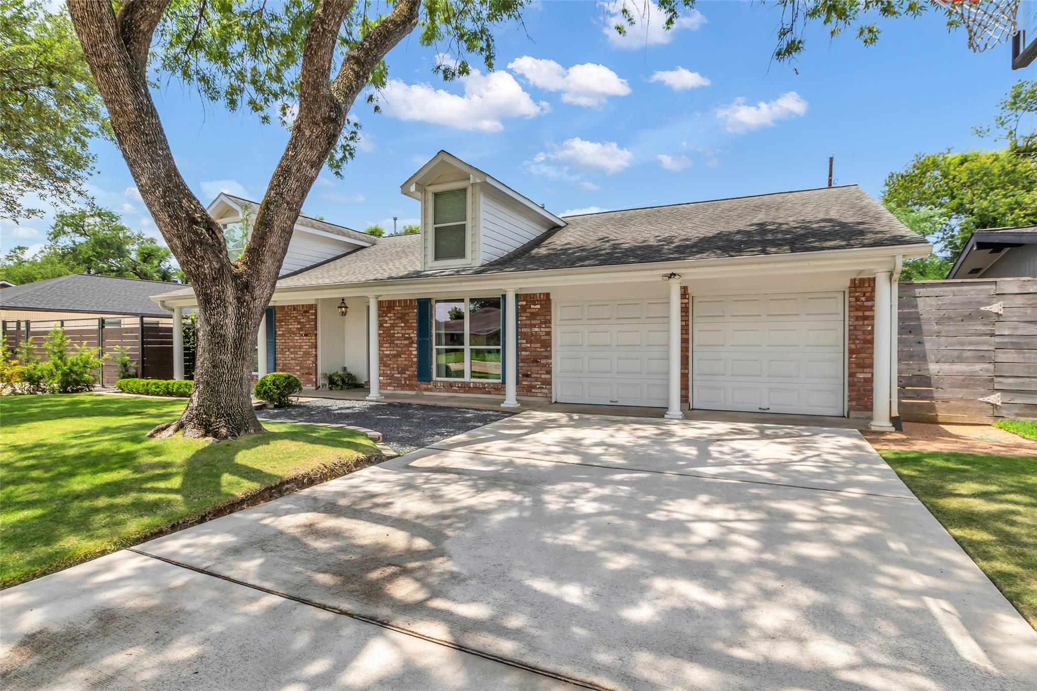 Houston, Texas, 77008, United States, 3 Bedrooms Bedrooms, ,3 BathroomsBathrooms,Residential,Forsale,1953077