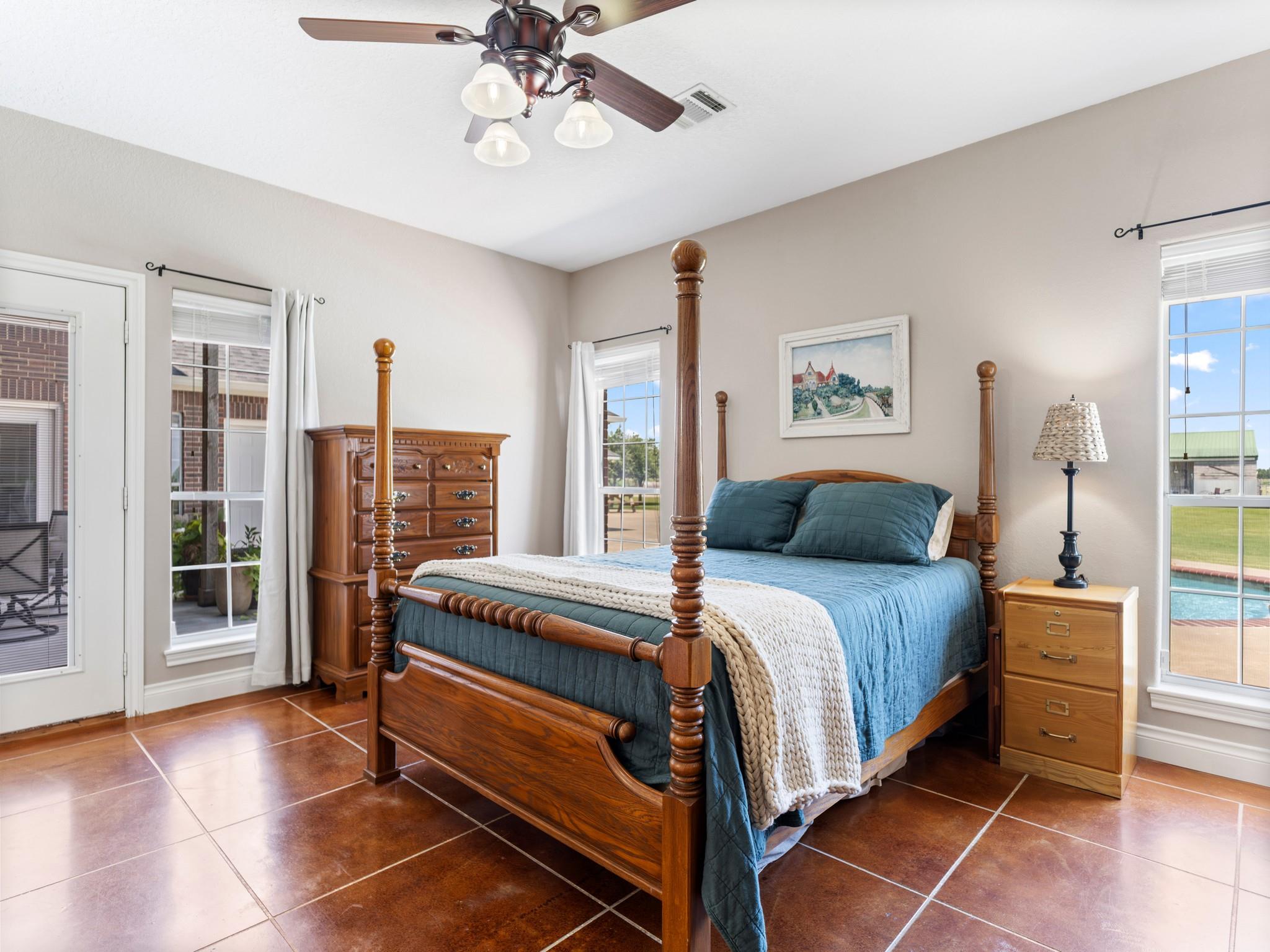 Needville, Texas, 77461, United States, 4 Bedrooms Bedrooms, ,3 BathroomsBathrooms,Residential,Forsale,1953080