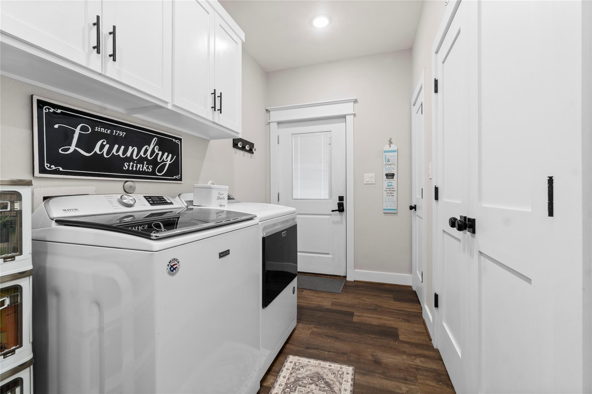 Livingston, Texas, 77351, United States, 3 Bedrooms Bedrooms, ,2 BathroomsBathrooms,Residential,Forsale,1889189