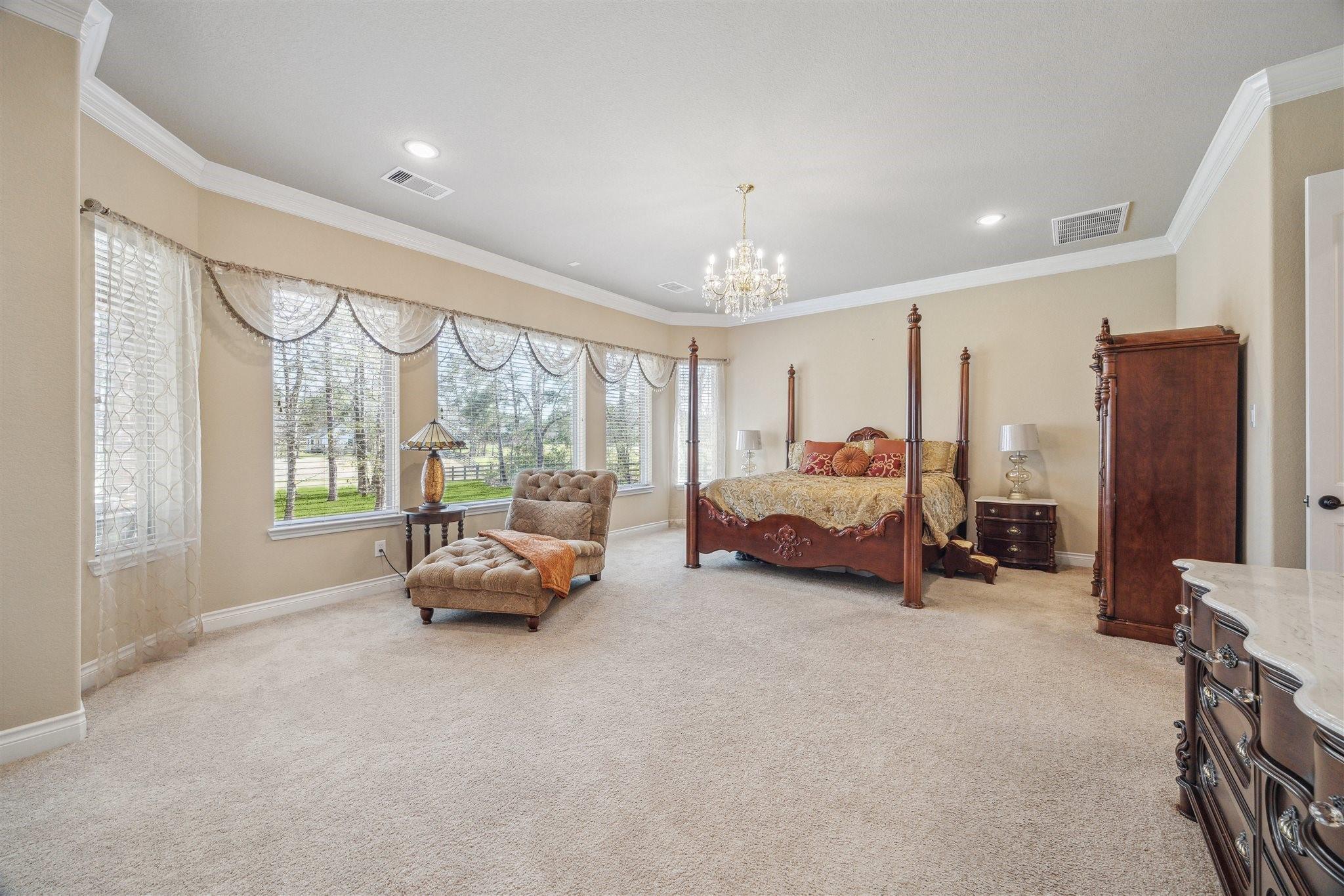Montgomery, Texas, 77316, United States, 5 Bedrooms Bedrooms, ,4 BathroomsBathrooms,Residential,Forsale,1953089