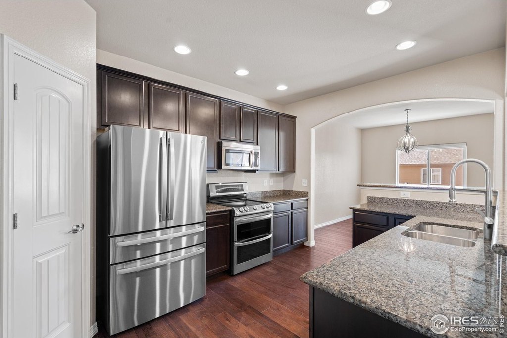 Windsor, Colorado, 80550, United States, 5 Bedrooms Bedrooms, ,4 BathroomsBathrooms,Residential,Forsale,1886141