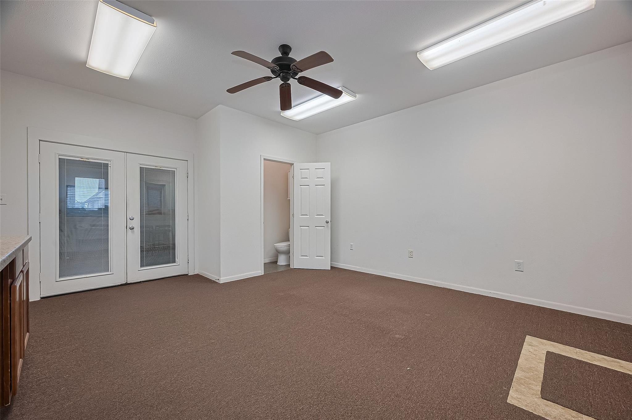 Needville, Texas, 77461, United States, 3 Bedrooms Bedrooms, ,2 BathroomsBathrooms,Residential,Forsale,1953079