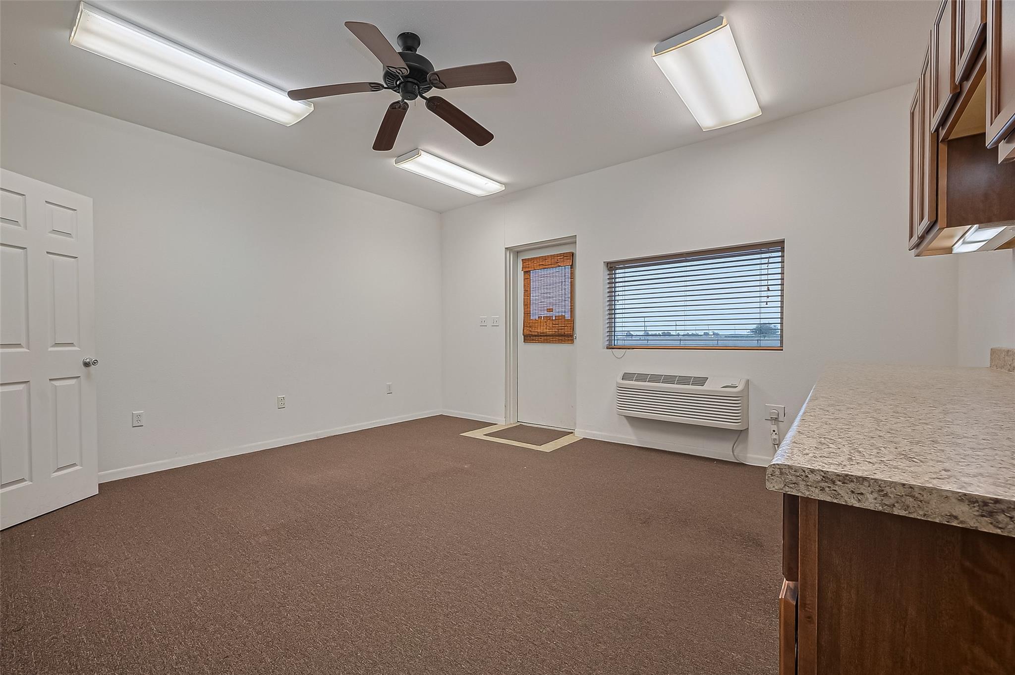 Needville, Texas, 77461, United States, 3 Bedrooms Bedrooms, ,2 BathroomsBathrooms,Residential,Forsale,1953079