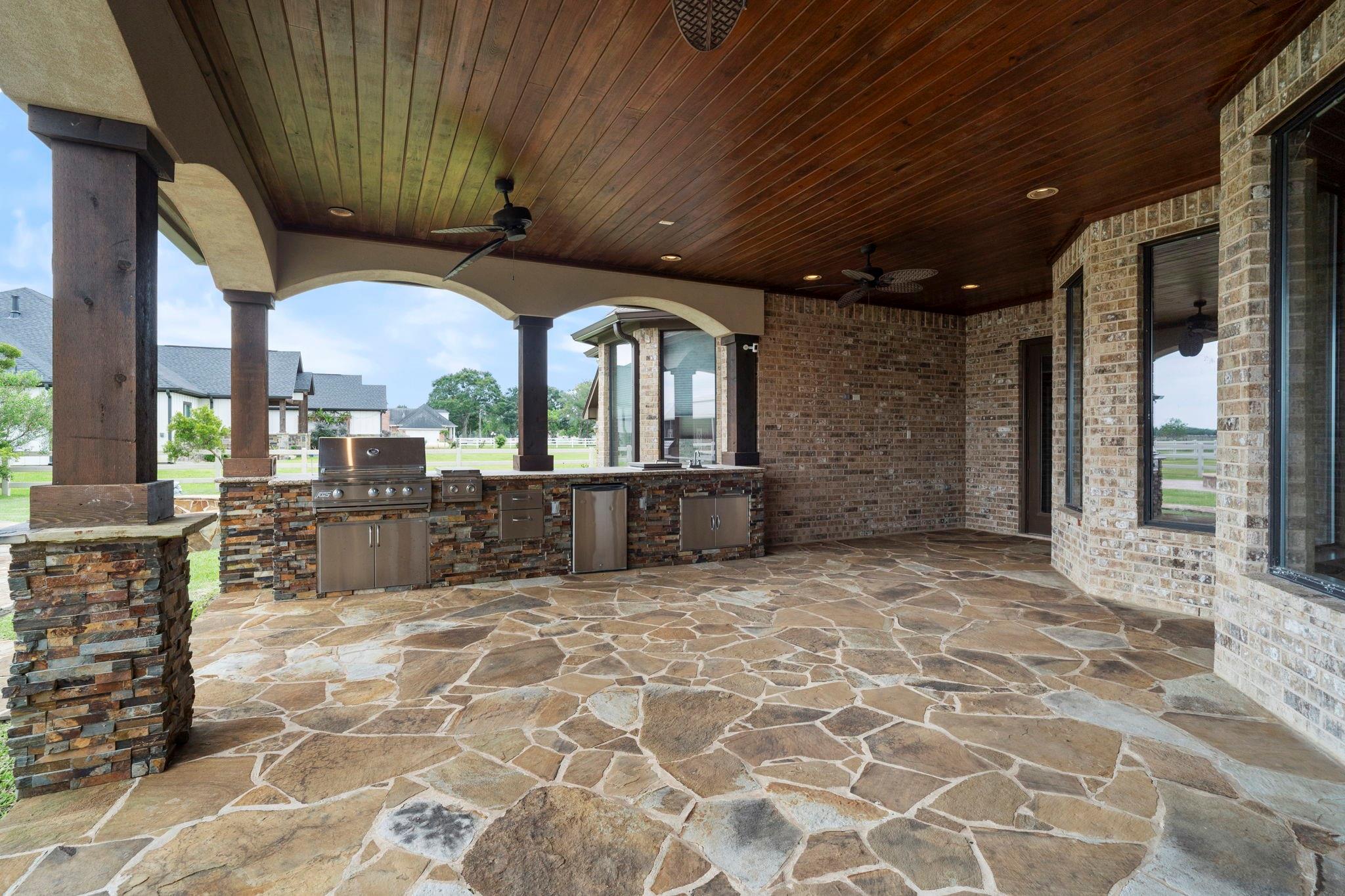 Needville, Texas, 77461, United States, 4 Bedrooms Bedrooms, ,4 BathroomsBathrooms,Residential,Forsale,1953081