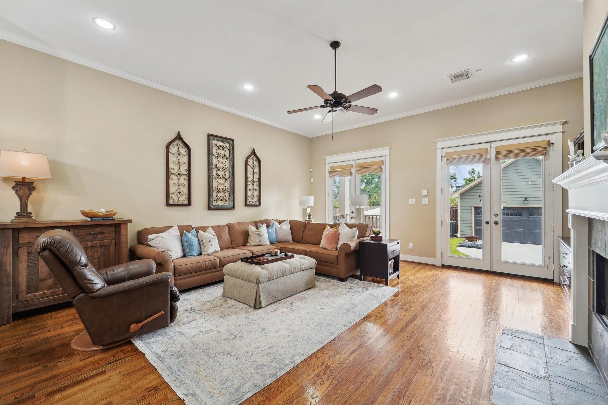 Houston, Texas, 77008, United States, 3 Bedrooms Bedrooms, ,2 BathroomsBathrooms,Residential,Forsale,1953087