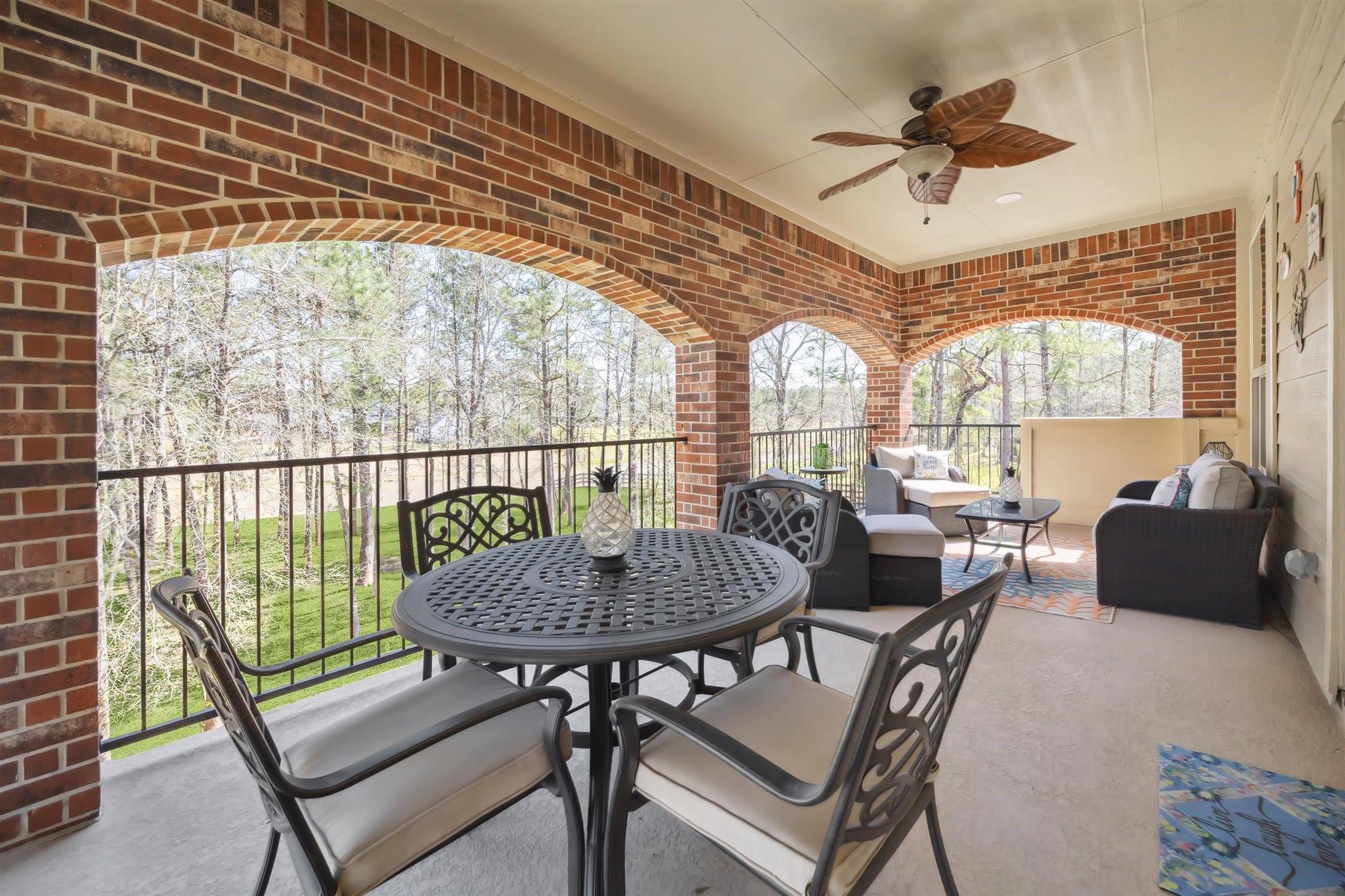 Montgomery, Texas, 77316, United States, 5 Bedrooms Bedrooms, ,4 BathroomsBathrooms,Residential,Forsale,1953089