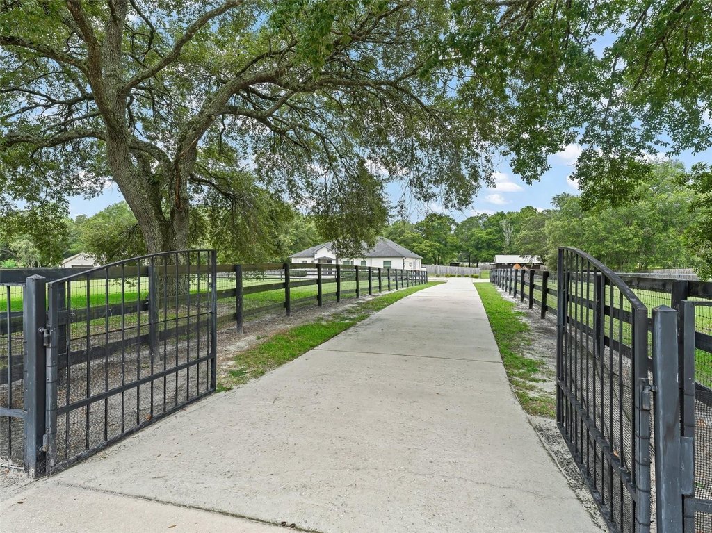 OCALA, Florida, 34482, United States, 3 Bedrooms Bedrooms, ,2.5 BathroomsBathrooms,Residential,Forsale,2004124