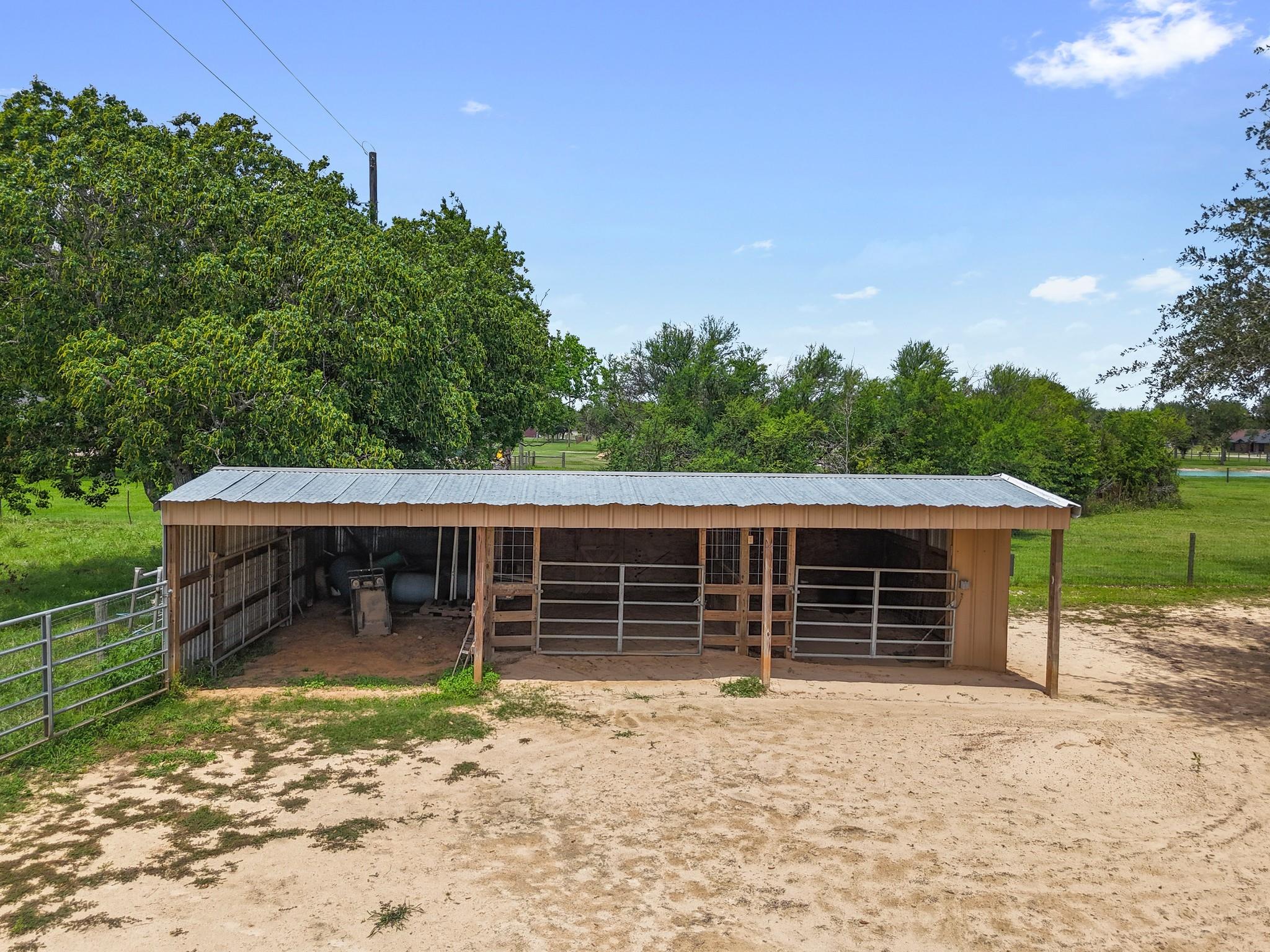 Needville, Texas, 77461, United States, 5 Bedrooms Bedrooms, ,4 BathroomsBathrooms,Residential,Forsale,1953082