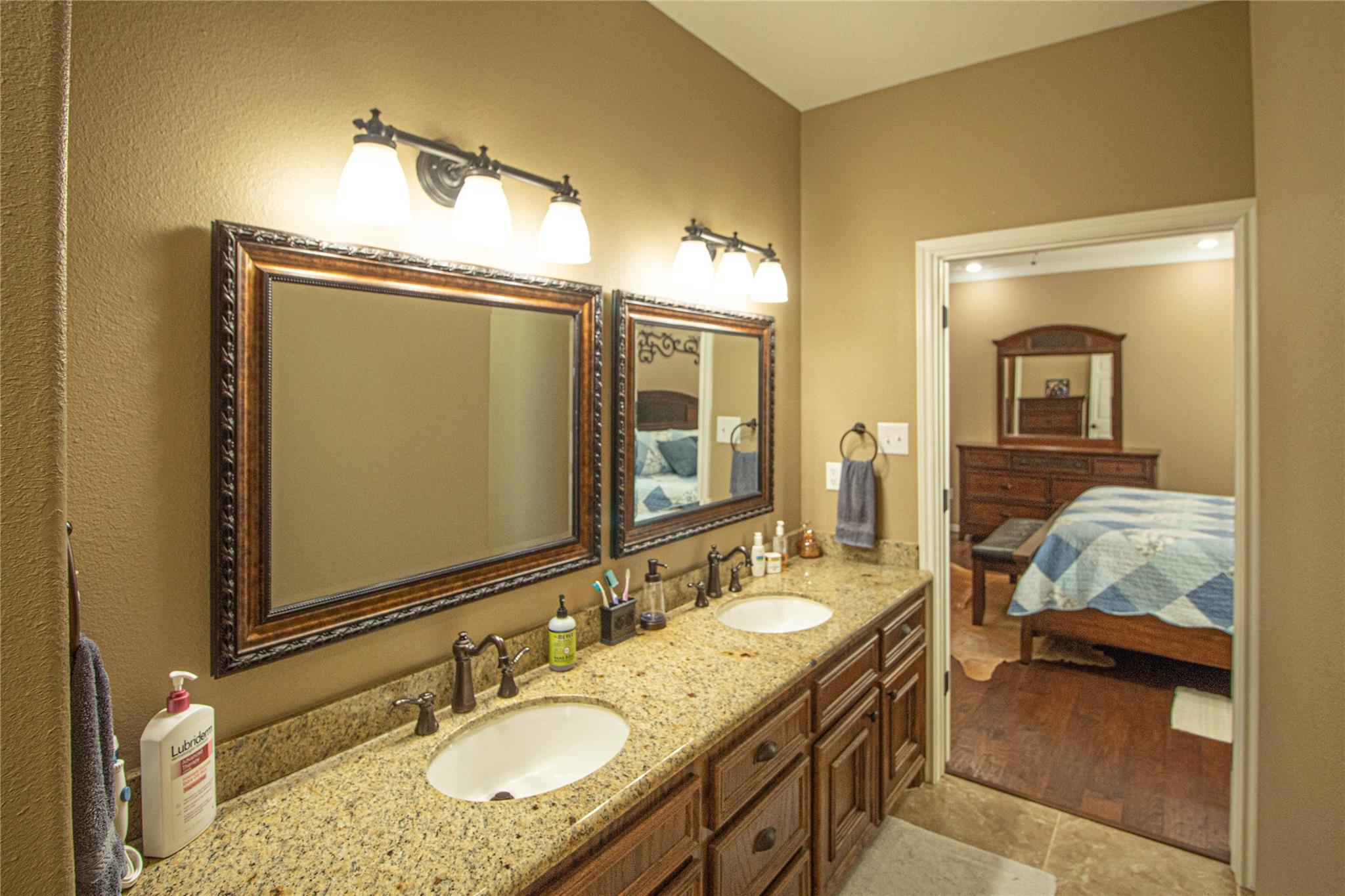 Livingston, Texas, 77351, United States, 3 Bedrooms Bedrooms, ,2 BathroomsBathrooms,Residential,Forsale,1953085