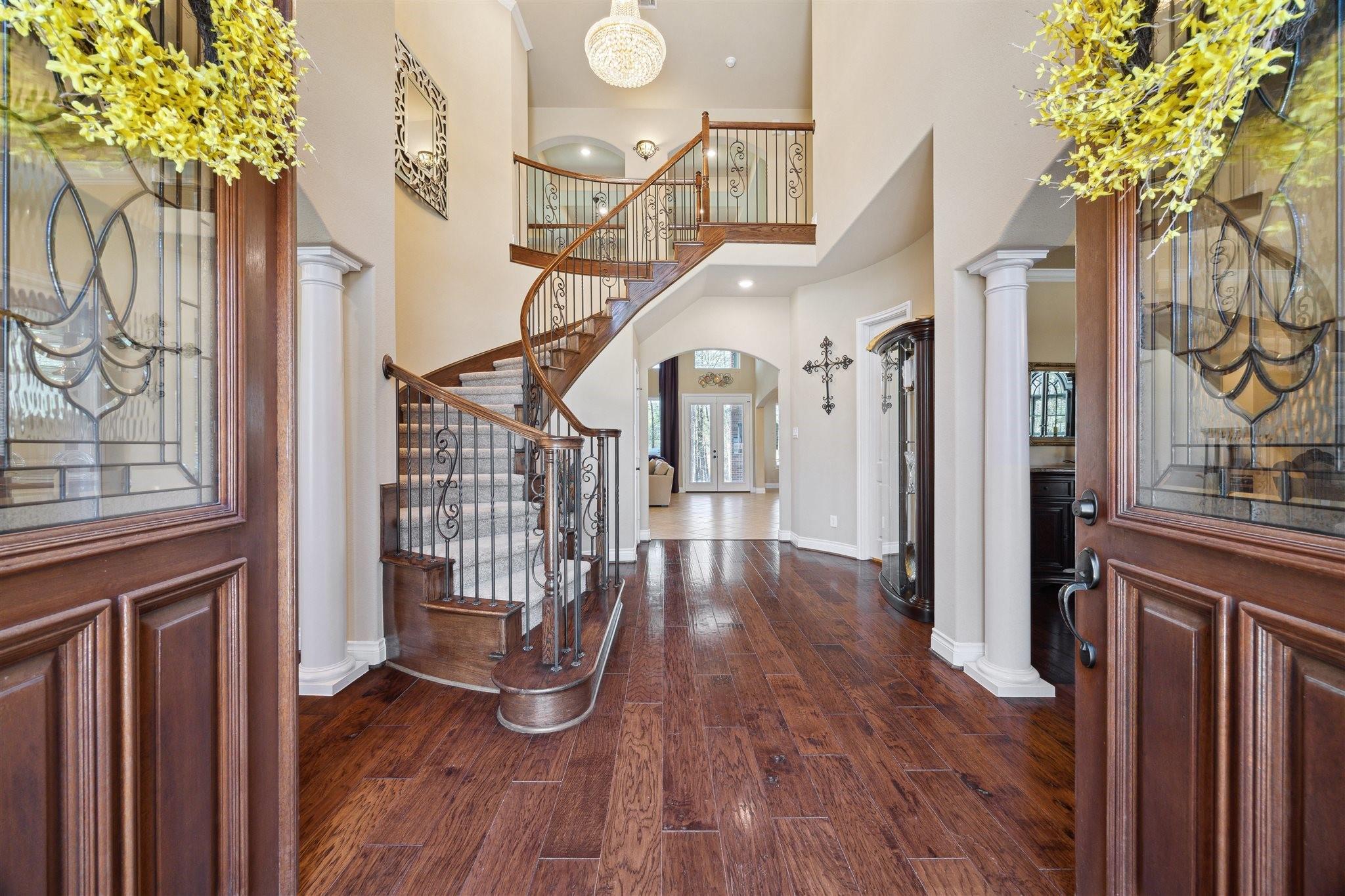 Montgomery, Texas, 77316, United States, 5 Bedrooms Bedrooms, ,4 BathroomsBathrooms,Residential,Forsale,1953089