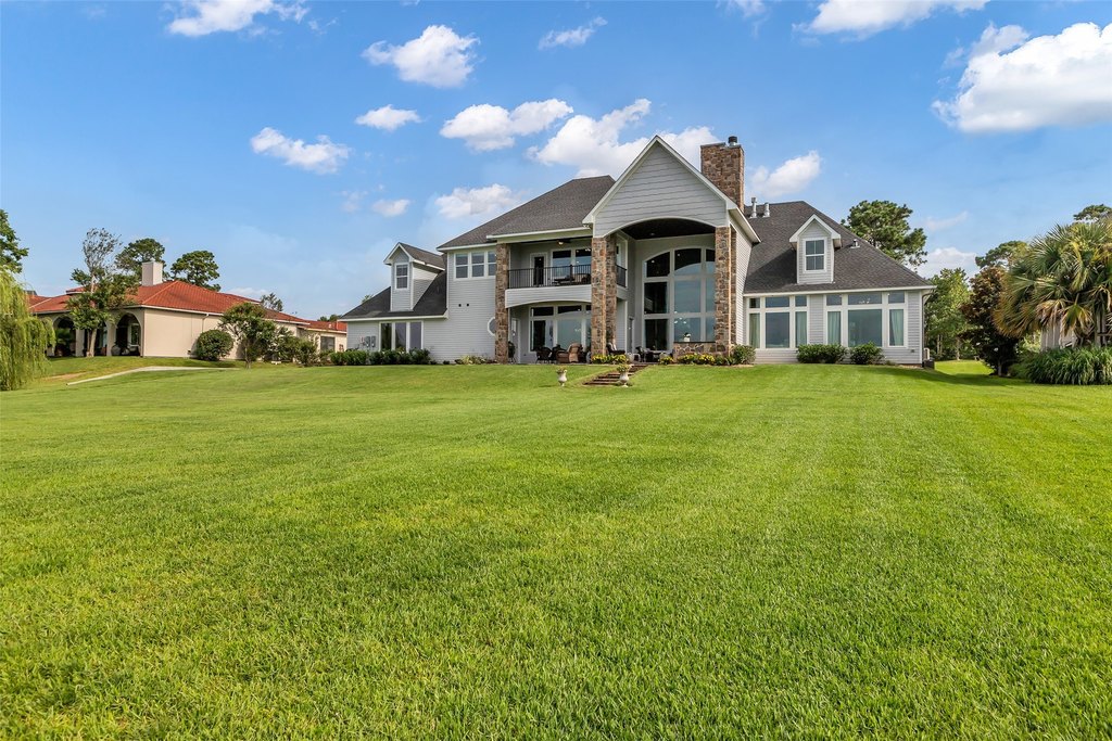 Livingston, Texas, 77351, United States, 6 Bedrooms Bedrooms, ,5 BathroomsBathrooms,Residential,Forsale,1889169