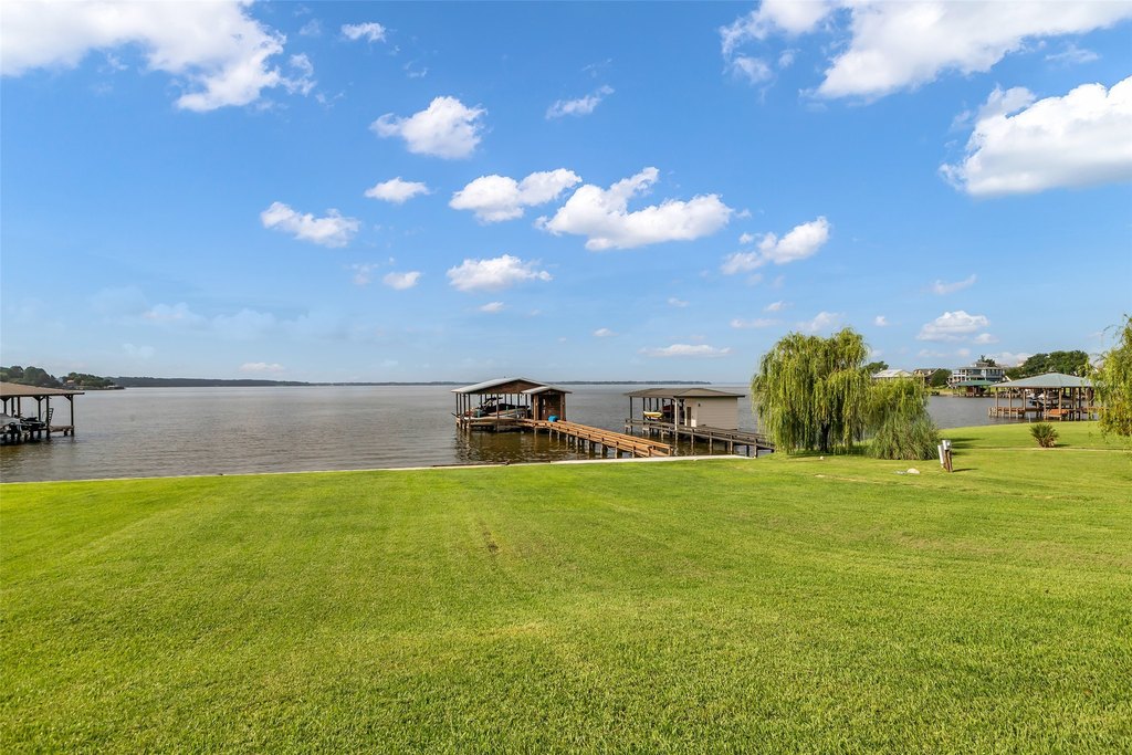 Livingston, Texas, 77351, United States, 6 Bedrooms Bedrooms, ,5 BathroomsBathrooms,Residential,Forsale,1889169