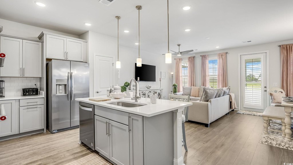North Myrtle Beach, South Carolina, 29582, United States, 4 Bedrooms Bedrooms, ,3.5 BathroomsBathrooms,Residential,Forsale,1900251