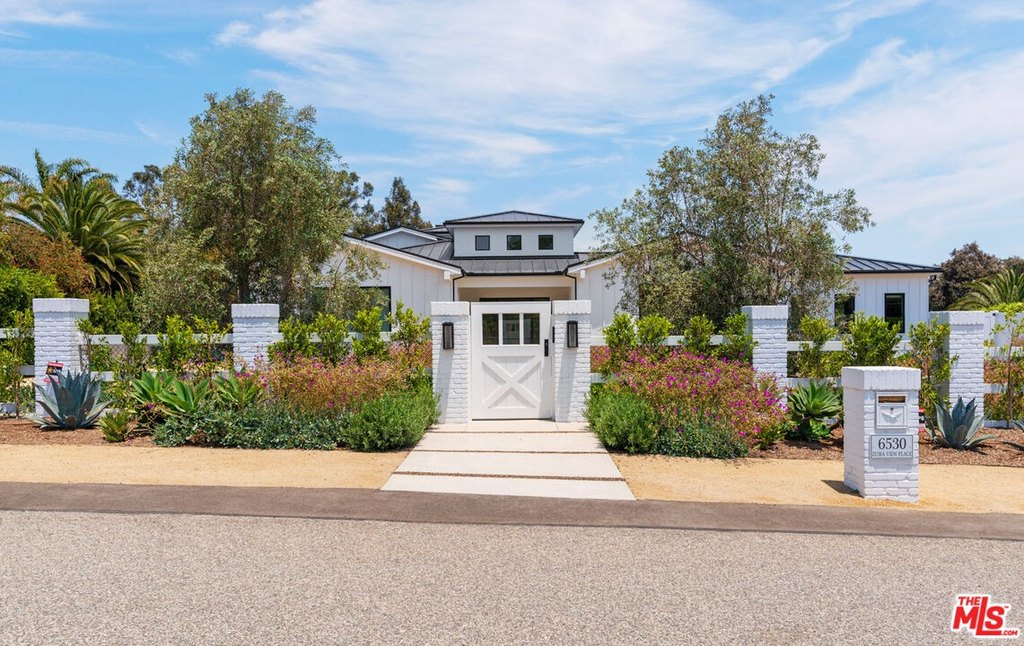 Malibu, California, 90265, United States, 4 Bedrooms Bedrooms, ,4.5 BathroomsBathrooms,Residential,Forsale,1946208