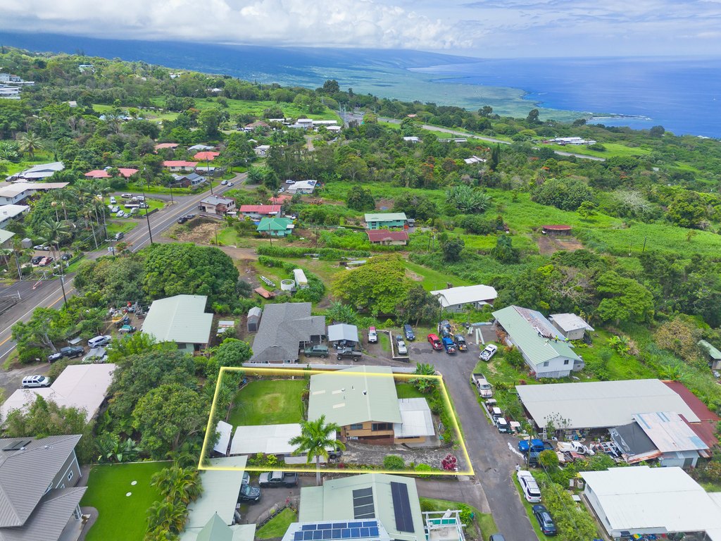Captain Cook, Hawaii, 96750, United States, 5 Bedrooms Bedrooms, ,4 BathroomsBathrooms,Residential,Forsale,1929304