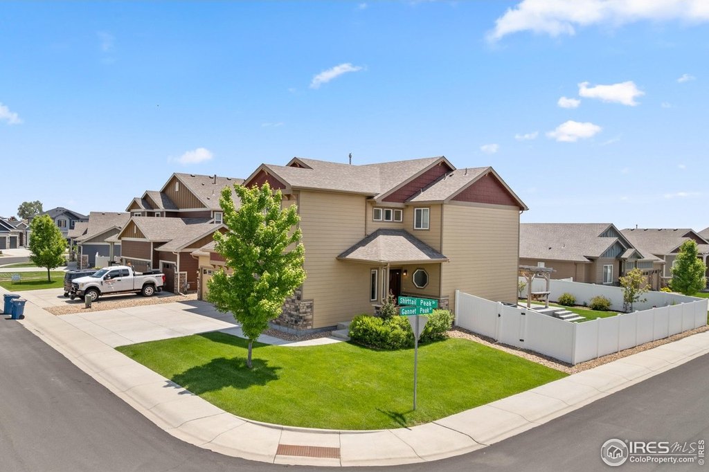 Windsor, Colorado, 80550, United States, 5 Bedrooms Bedrooms, ,4 BathroomsBathrooms,Residential,Forsale,1886141