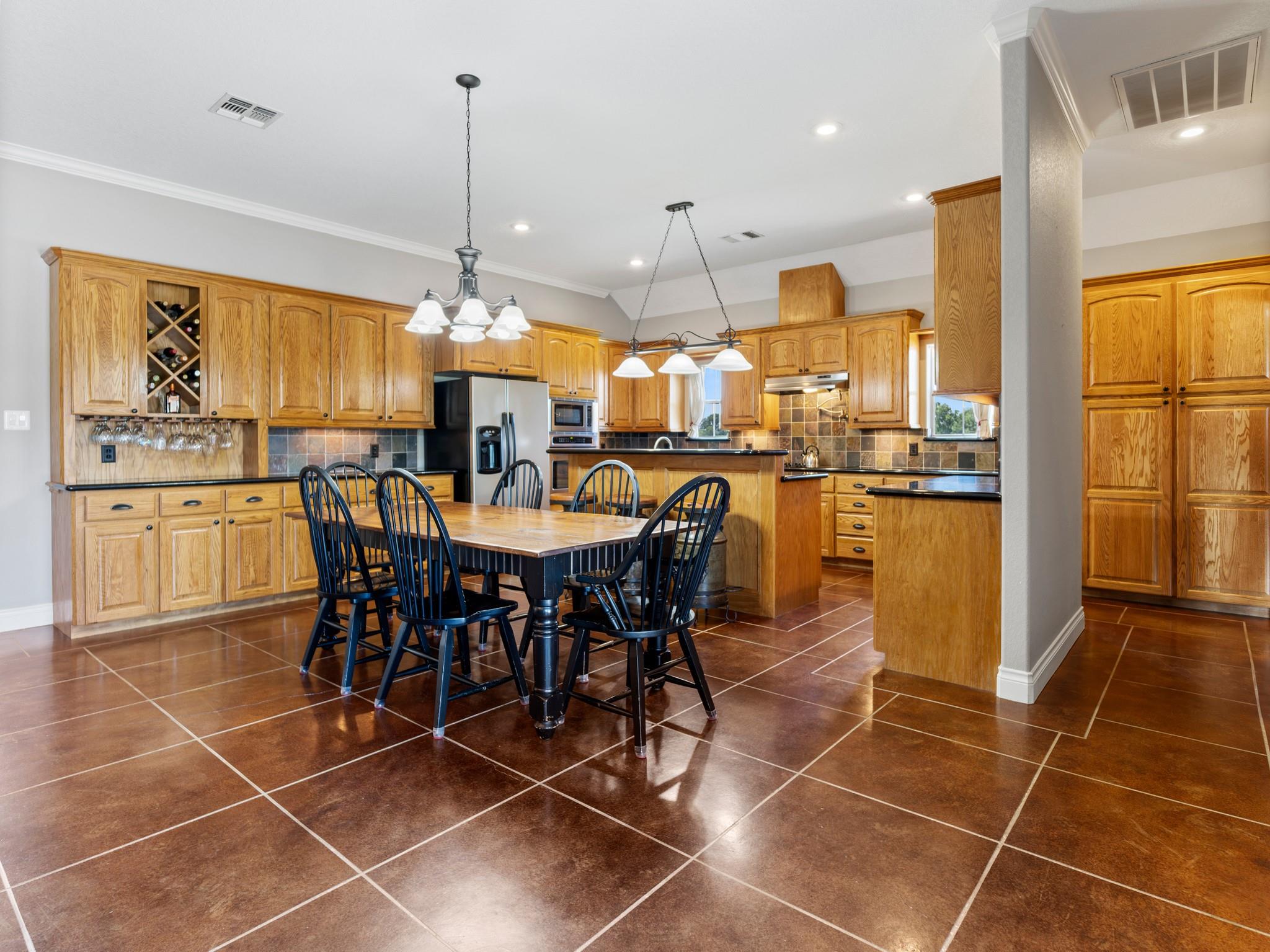 Needville, Texas, 77461, United States, 4 Bedrooms Bedrooms, ,3 BathroomsBathrooms,Residential,Forsale,1953080