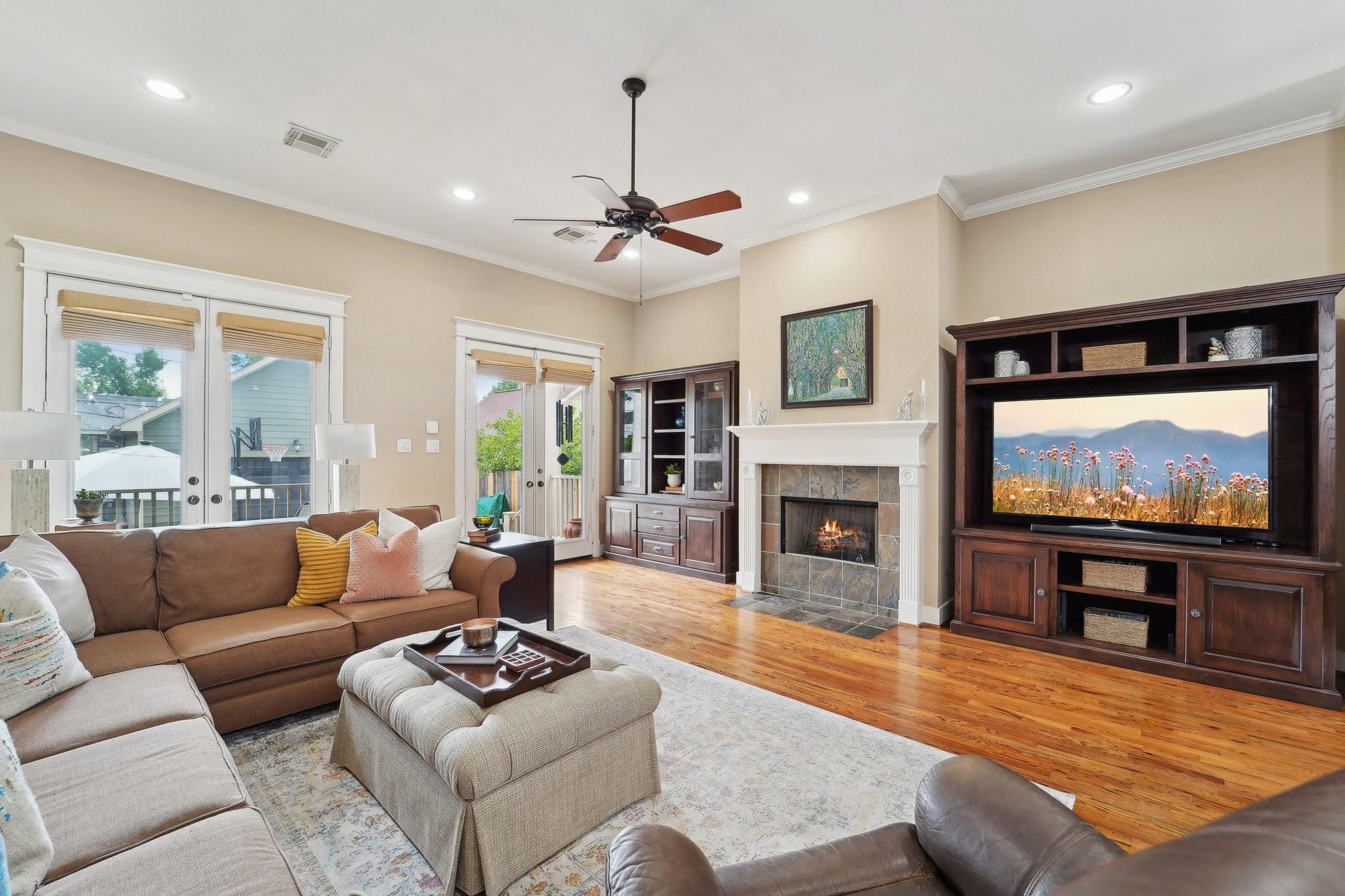Houston, Texas, 77008, United States, 3 Bedrooms Bedrooms, ,2 BathroomsBathrooms,Residential,Forsale,1953087