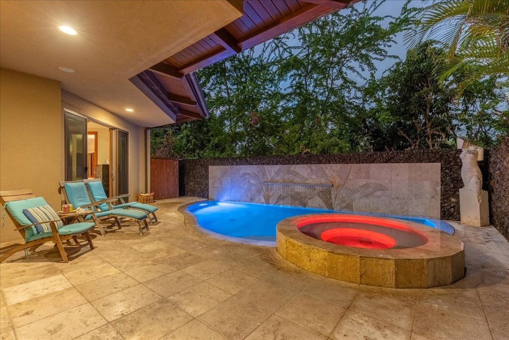 Kailua-Kona, Hawaii, 96740, United States, 4 Bedrooms Bedrooms, ,4.5 BathroomsBathrooms,Residential,Forsale,1929324