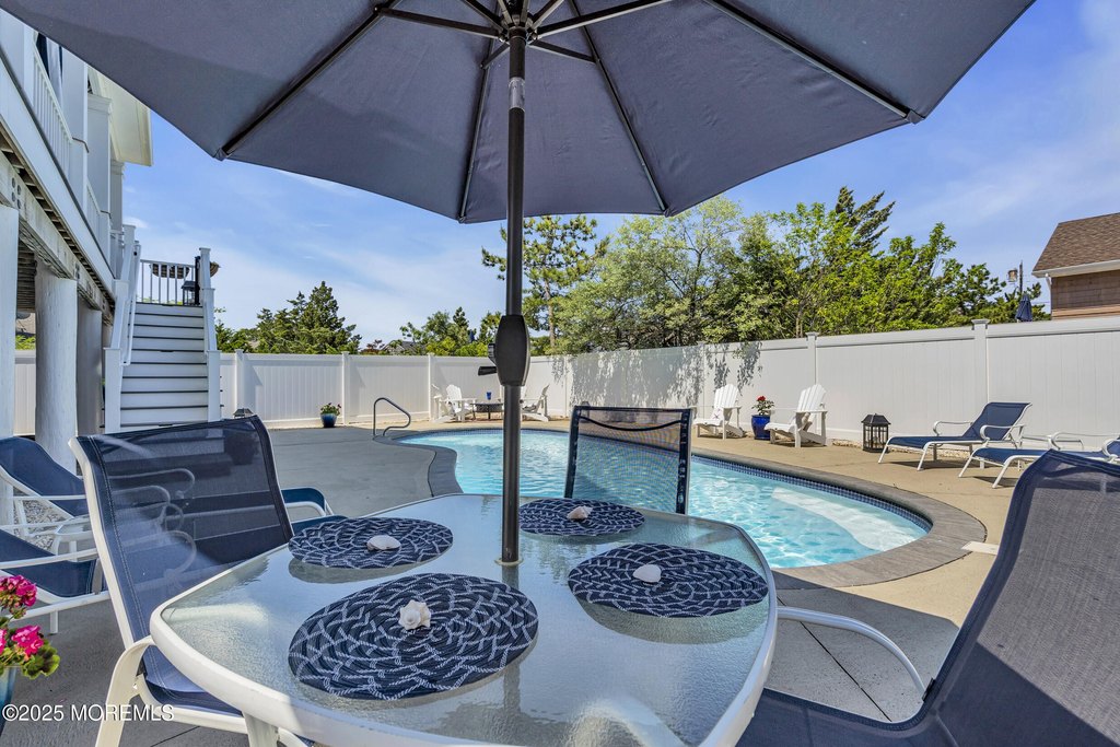 Mantoloking, New Jersey, 08738, United States, 5 Bedrooms Bedrooms, ,4.5 BathroomsBathrooms,Residential,Forsale,1900453