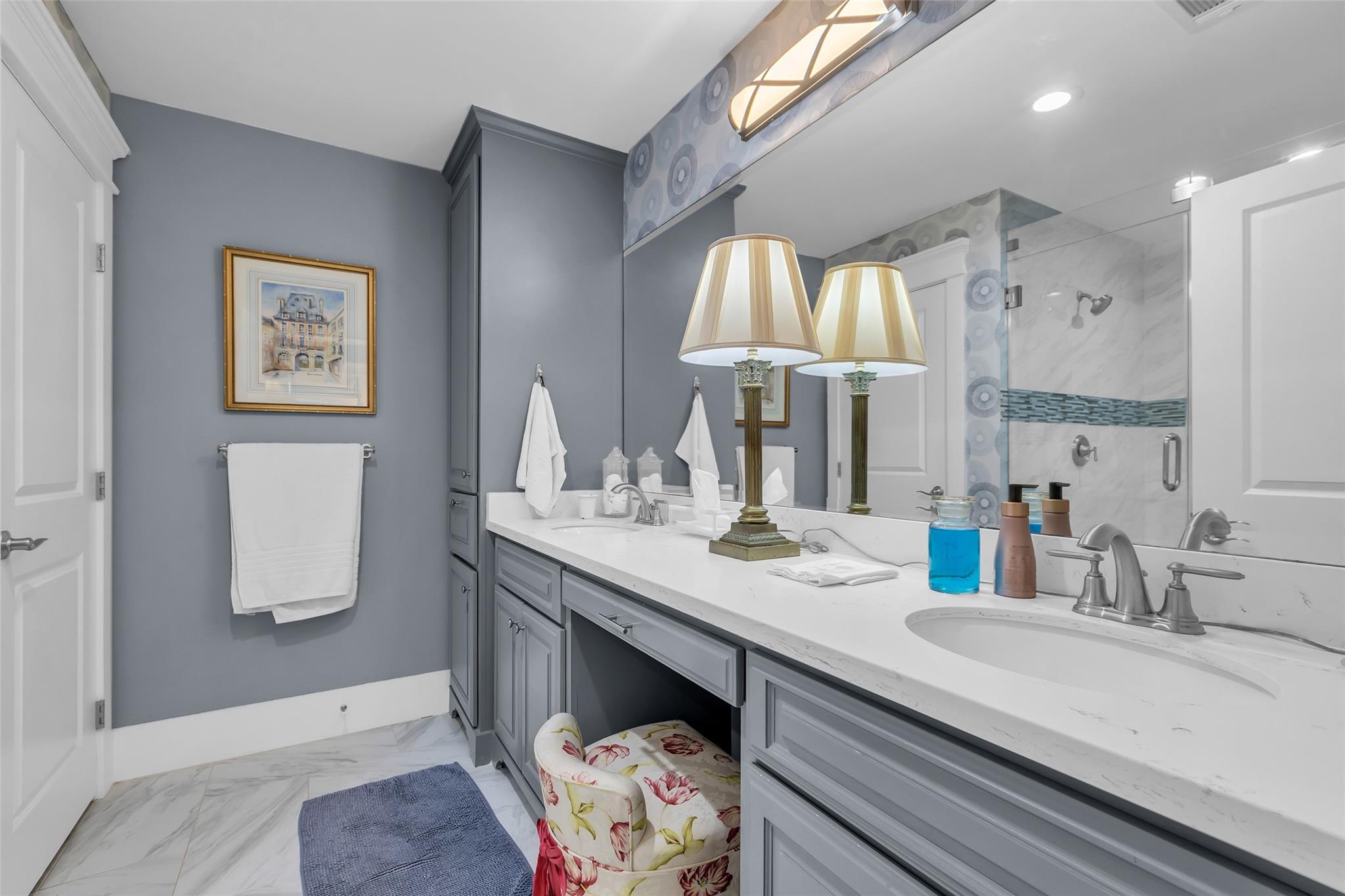 Houston, Texas, 77008, United States, 3 Bedrooms Bedrooms, ,3 BathroomsBathrooms,Residential,Forsale,1953077