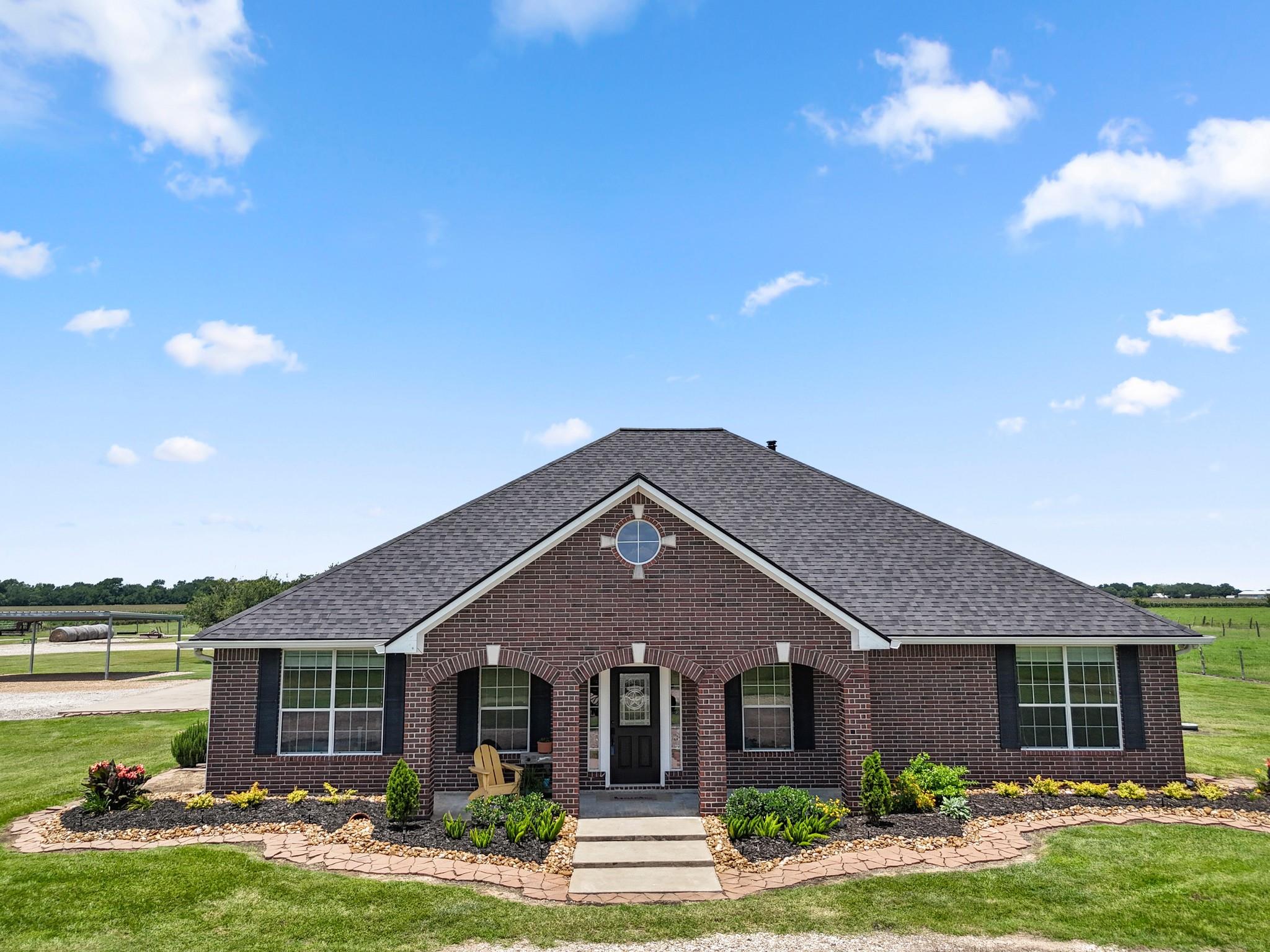 Needville, Texas, 77461, United States, 4 Bedrooms Bedrooms, ,3 BathroomsBathrooms,Residential,Forsale,1953080