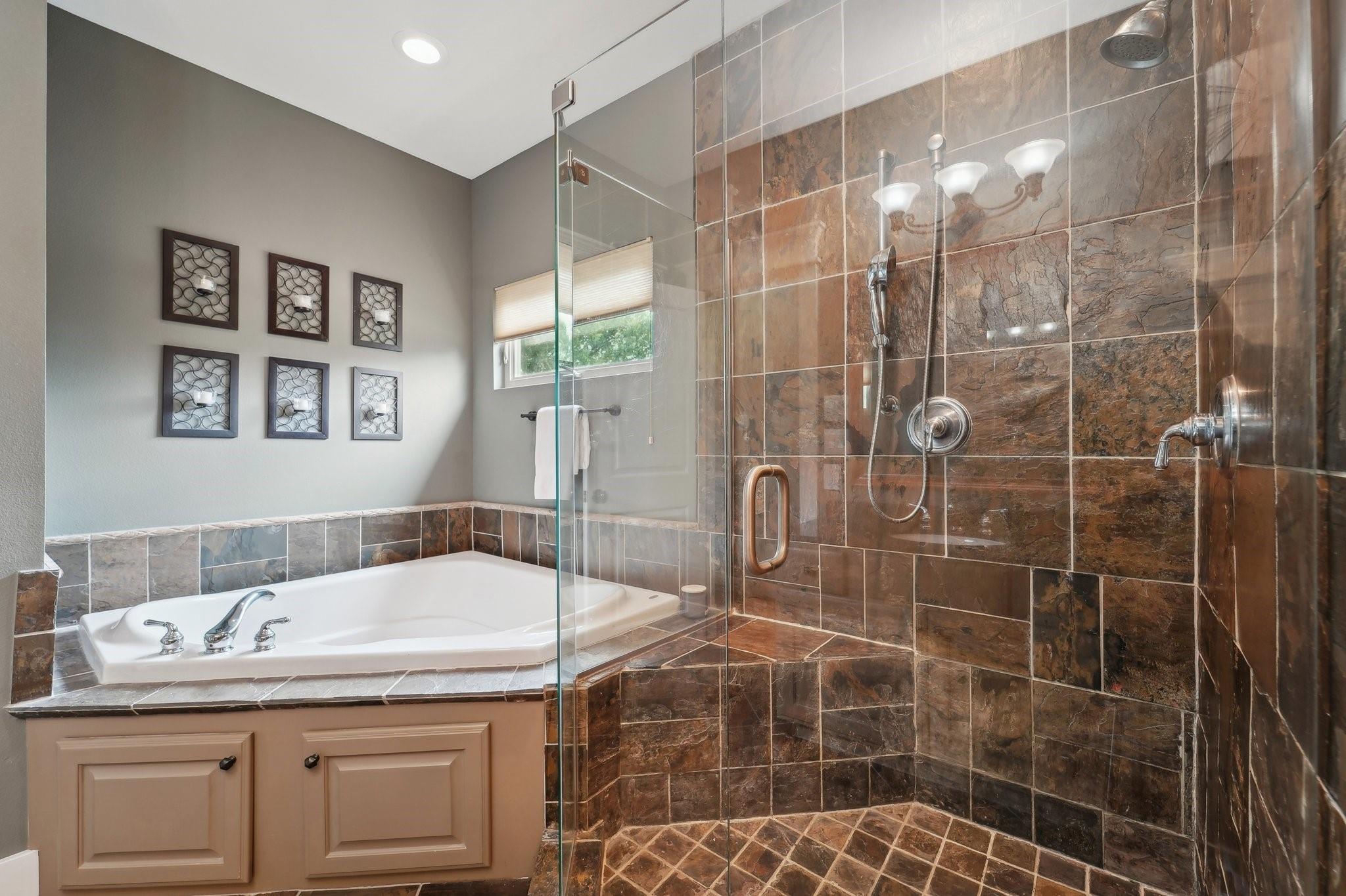 Houston, Texas, 77008, United States, 3 Bedrooms Bedrooms, ,2 BathroomsBathrooms,Residential,Forsale,1953087