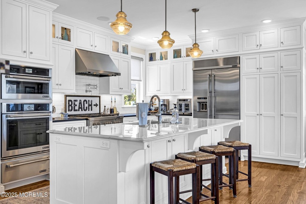 Mantoloking, New Jersey, 08738, United States, 5 Bedrooms Bedrooms, ,4.5 BathroomsBathrooms,Residential,Forsale,1900453