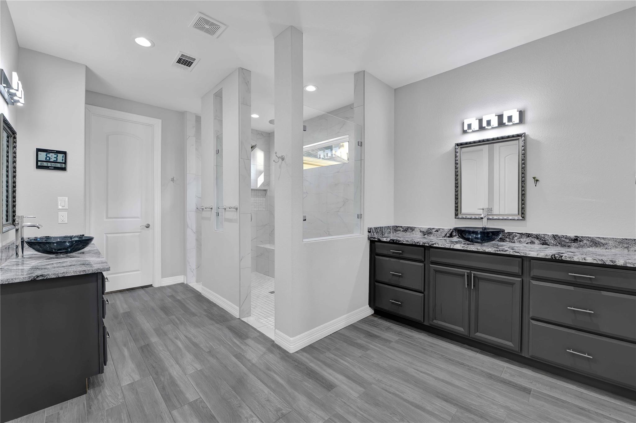 Trinity, Texas, 75862, United States, 3 Bedrooms Bedrooms, ,2 BathroomsBathrooms,Residential,Forsale,1953078